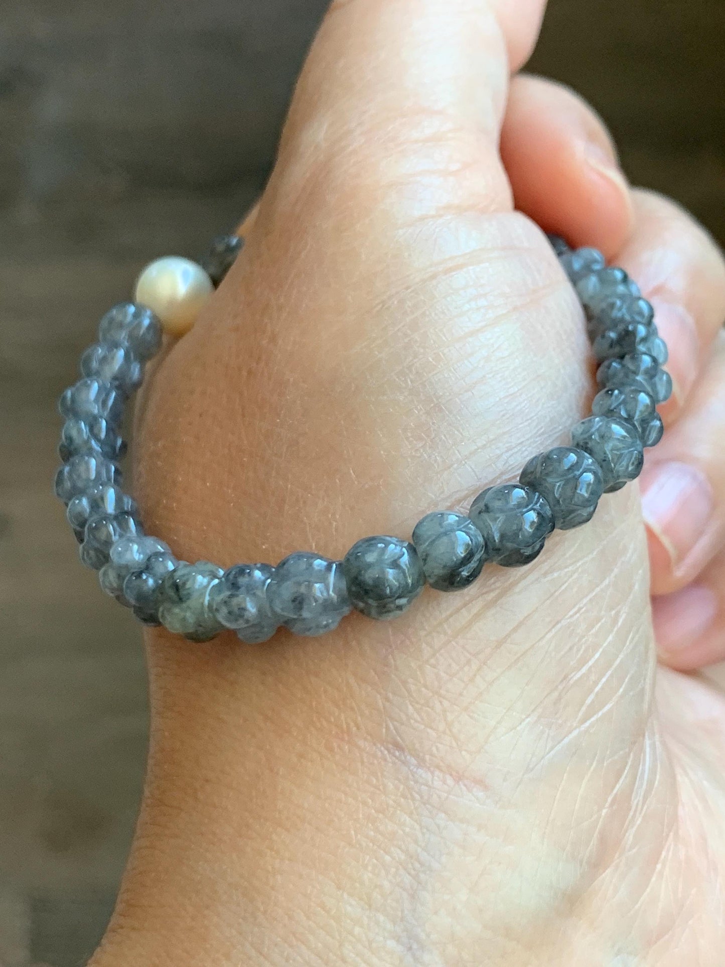 Natural Grade A Icy Highly Translucent Gelatinous Wuji Jadeite Lotus Flower Beads Freshwater Pearl Beaded Bracelet 7” 天然冰胶乌鸡翡翠莲花珠珍珠手串 BWZ228
