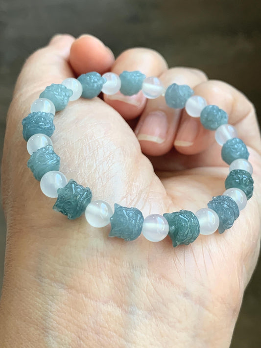 Natural Grade A Guatemalan Icy Translucent Gelatinous Blue Jadeite Carved Dancing Lion Heads Beaded Bracelet 6.5” 13g 天然冰危篮翡翠醒狮珠手串 XSZ440