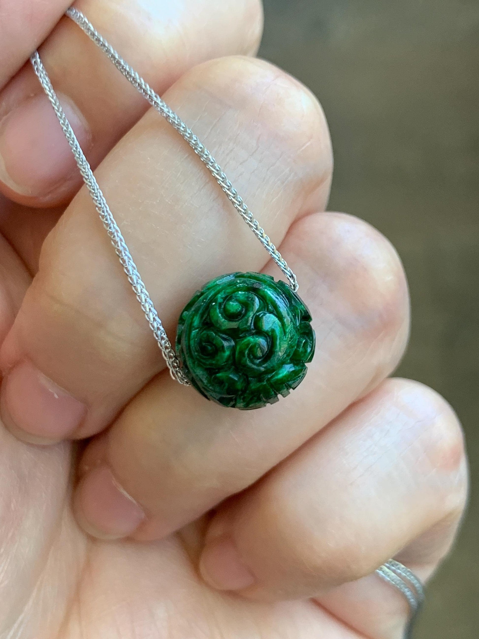 Certified Natural Grade A Icy Green Jade Jadeite Engraved Bead Sphere Pendant Sterling Silver Necklace Adjustable 17” 天然绿花青翡翠仿古雕单珠吊坠 2641