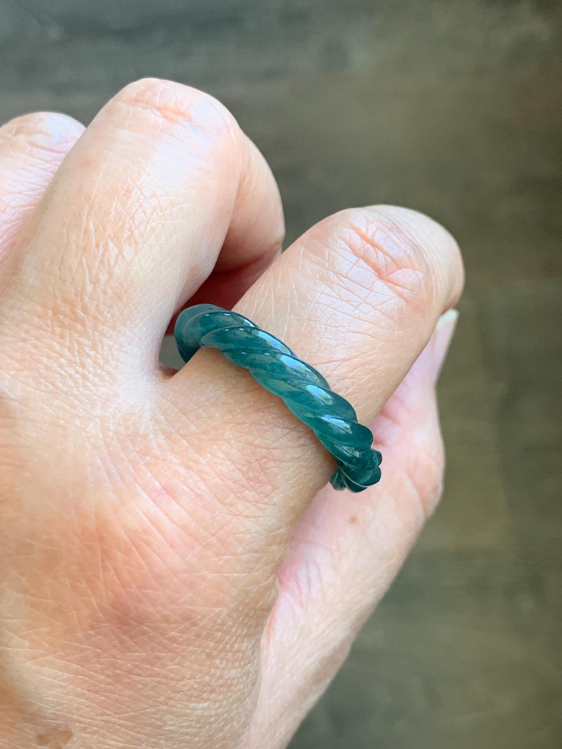 Natural Grade A Guatemalan Icy Translucent Gelatinous Dark Teal Blue Jadeite Carved Braid Band Ring Size 11.25 US 4g 天然冰胶危蓝水翡翠麻花戒圈 WMH60B