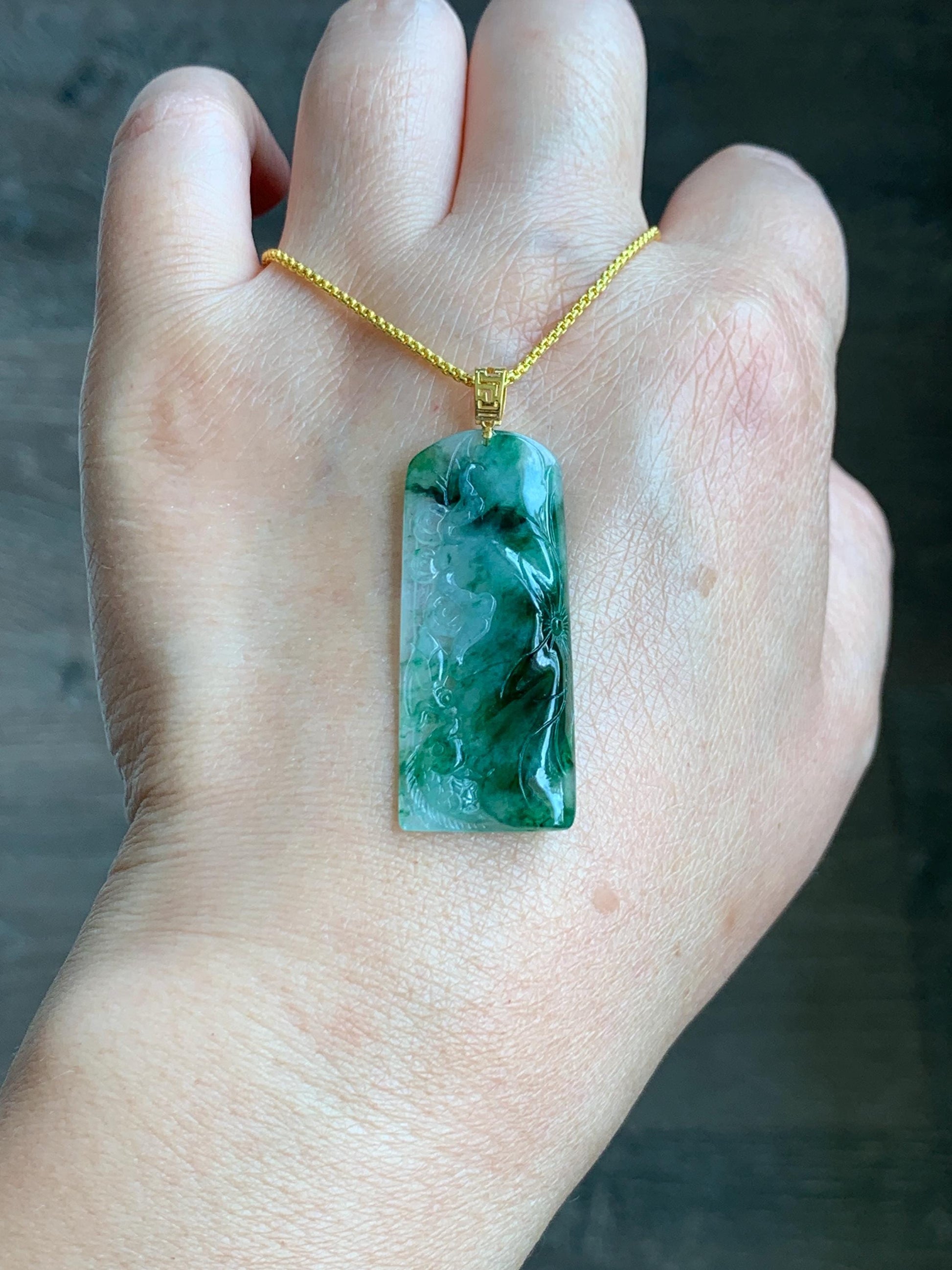 Natural Grade A Icy Highly Translucent Gelatinous Green Marbled Jadeite Koi Fish & Lily Pad Pendant 18K Yellow Gold 天然冰胶飘绿花翡翠荷叶鱼镶嵌吊坠 PLHY330
