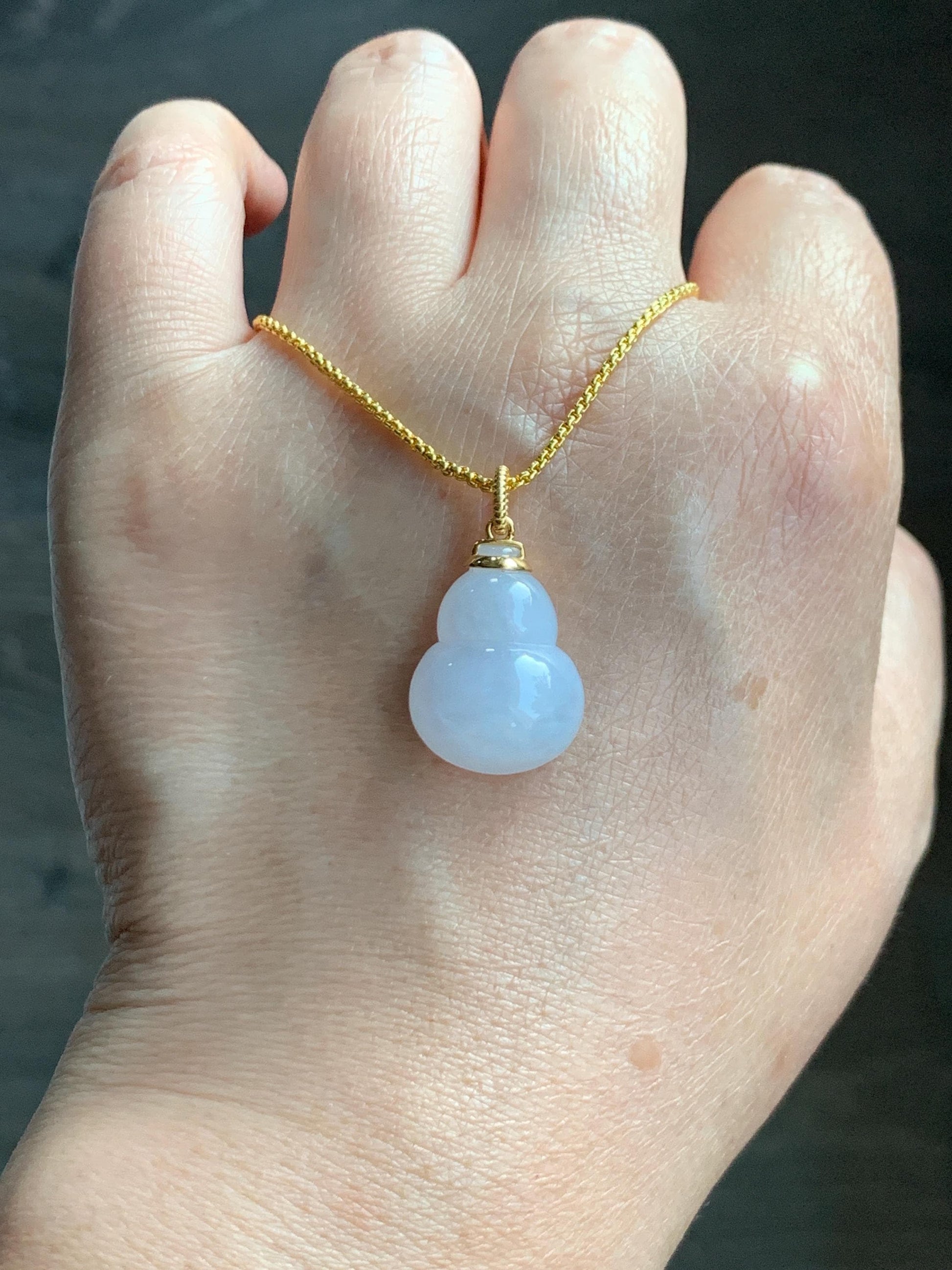 Certified Natural Grade A Icy Translucent Gelatinous Pastel Purple Jadeite Large Gourd Hulu Pendant 14K Yellow Gold 天然老种冰淡紫翡翠葫芦镶嵌吊坠 9452