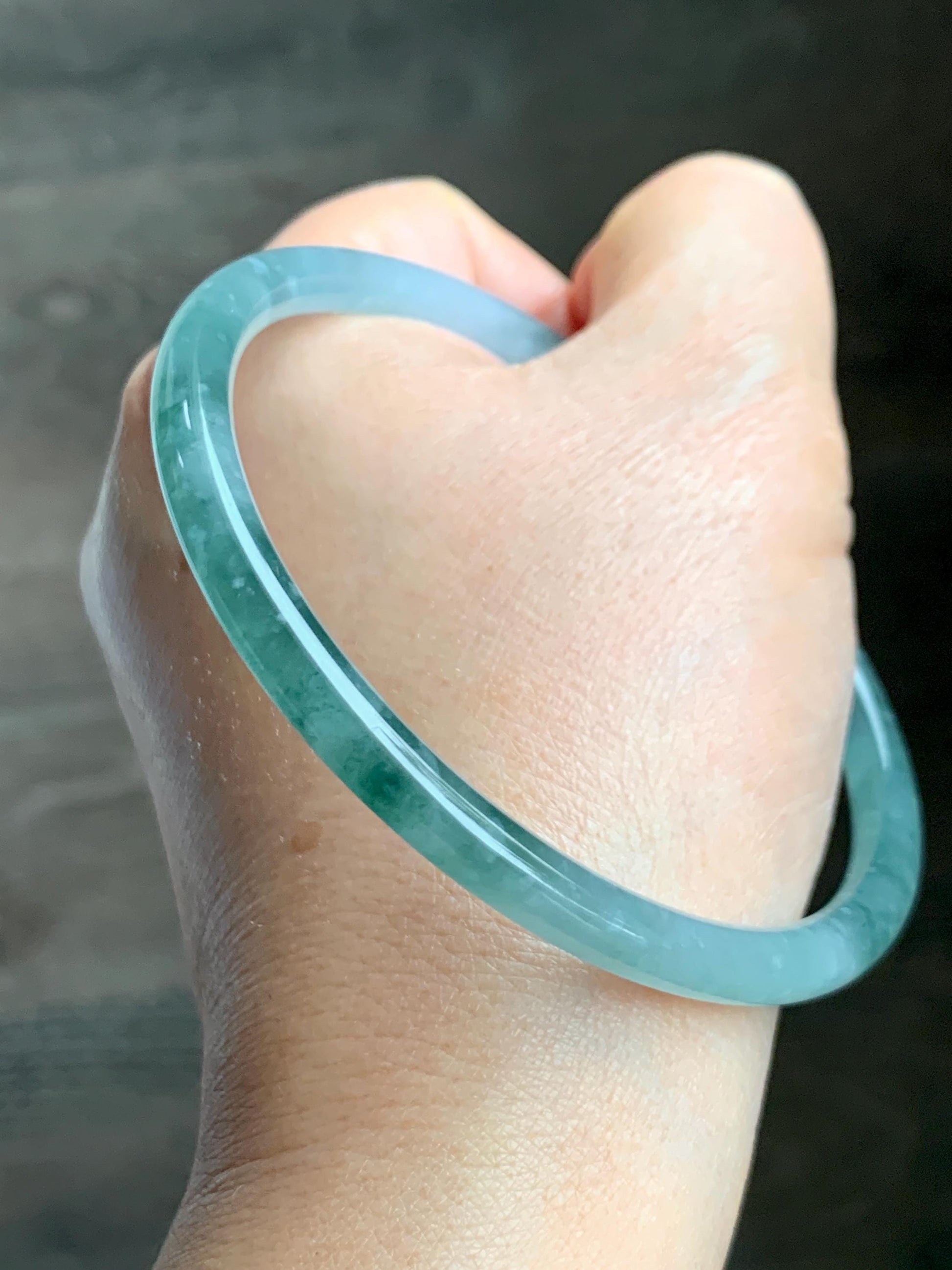 Certified Natural Grade A Guatemalan Icy Highly Translucent Light Green Jade Jadeite Slim Bangle 68.1mm 8.4” 22.38 天然冰胶危晴绿翡翠细圆条手镯 8771