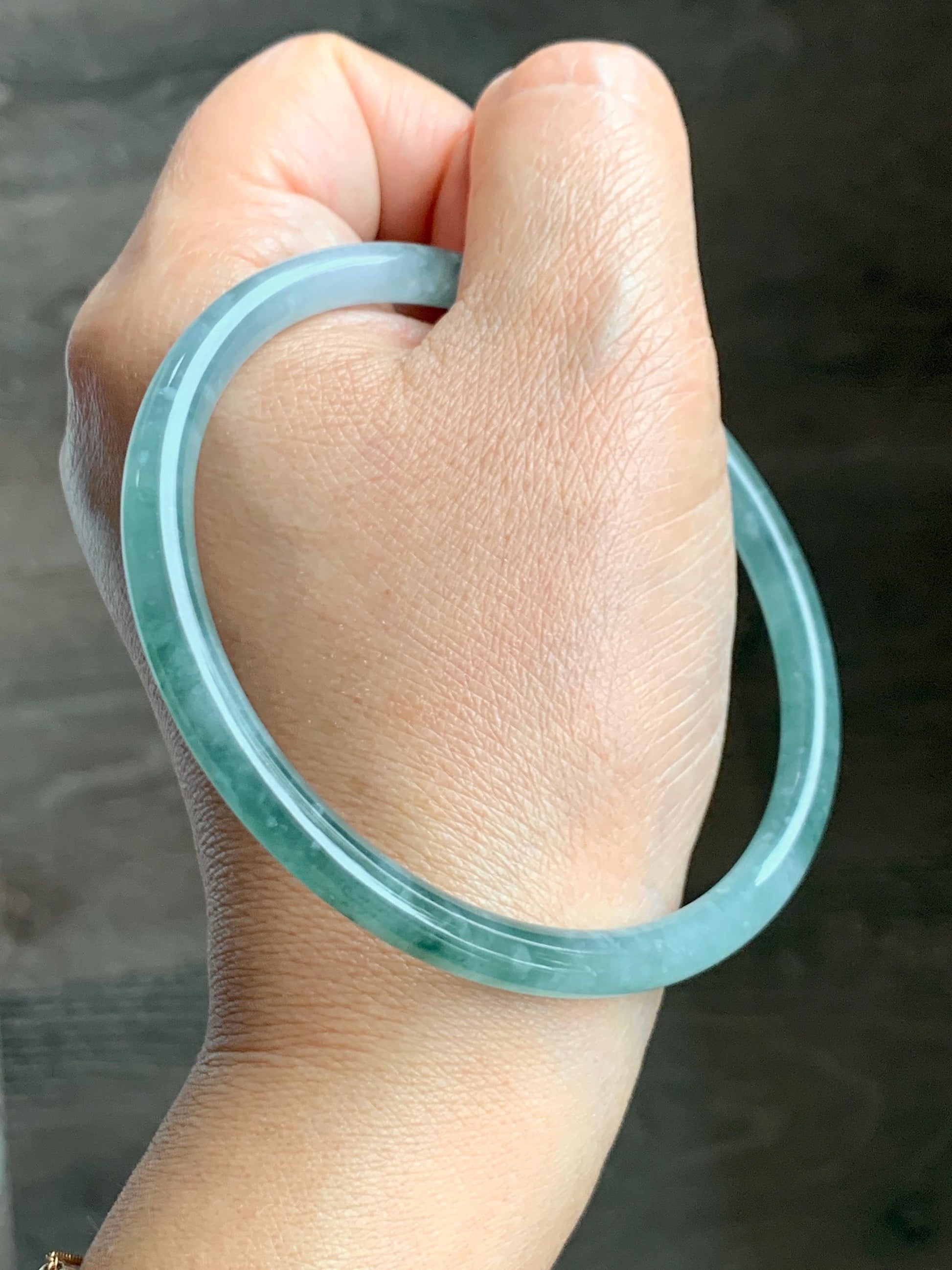 Certified Natural Grade A Guatemalan Icy Highly Translucent Light Green Jade Jadeite Slim Bangle 68.1mm 8.4” 22.38 天然冰胶危晴绿翡翠细圆条手镯 8771