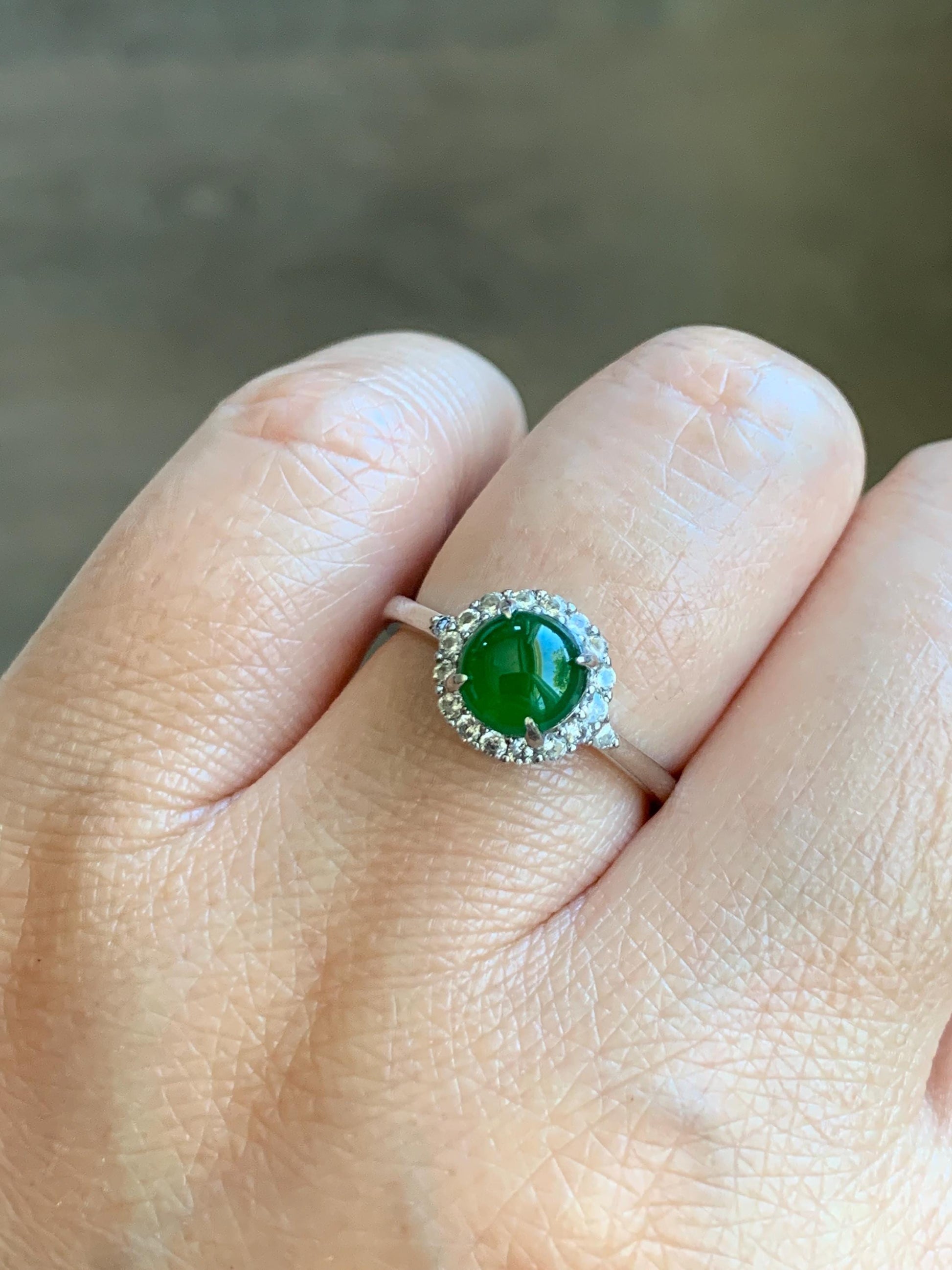 Natural Grade A Guatemalan Icy Translucent Vibrant Green Jadeite Halo Style Ring Sterling Silver Size Adjustable 天然冰危绿翡翠银镶戒指 WLH88
