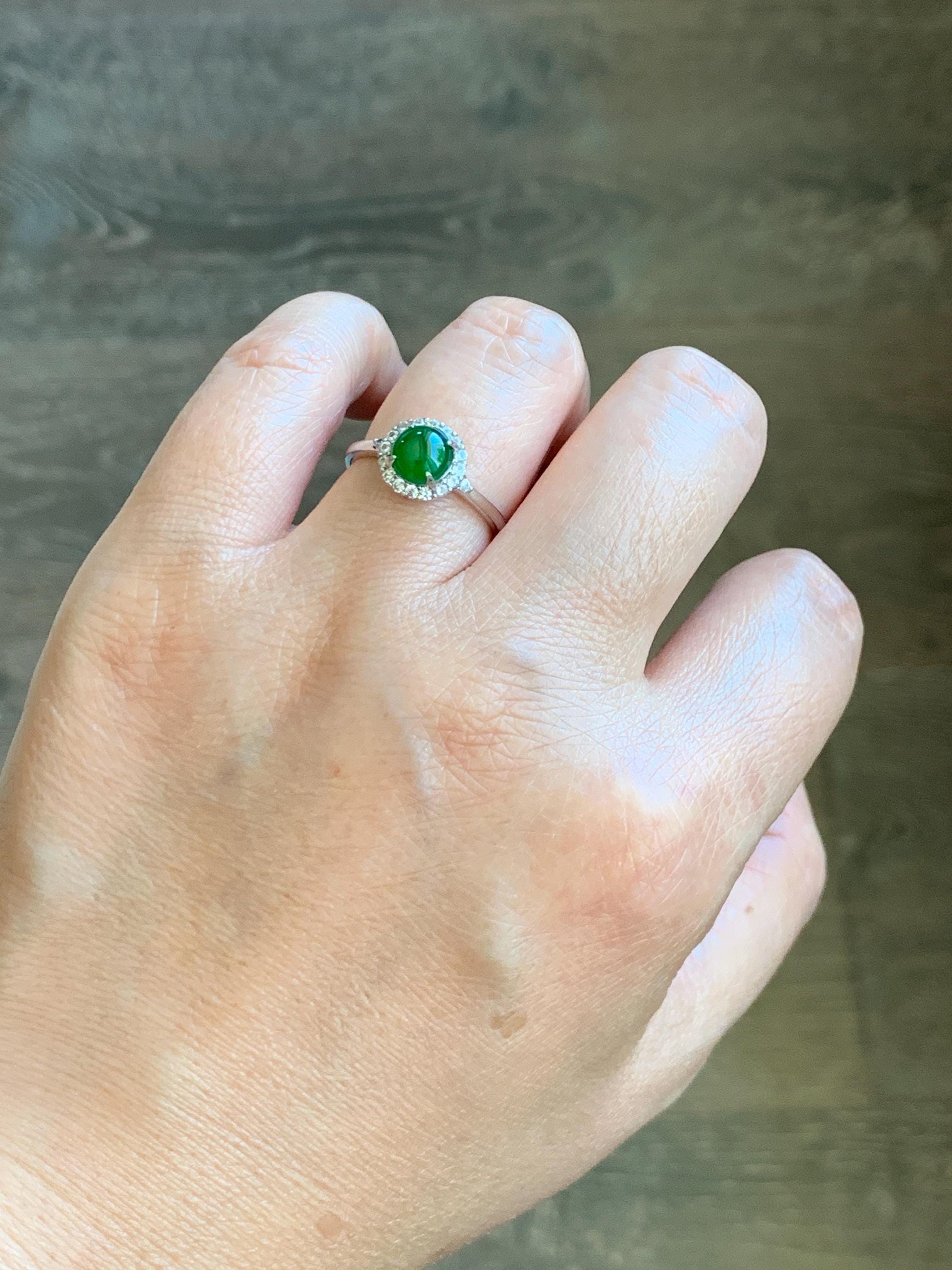 Natural Grade A Guatemalan Icy Translucent Vibrant Green Jadeite Halo Style Ring Sterling Silver Size Adjustable 天然冰危绿翡翠银镶戒指 WLH88