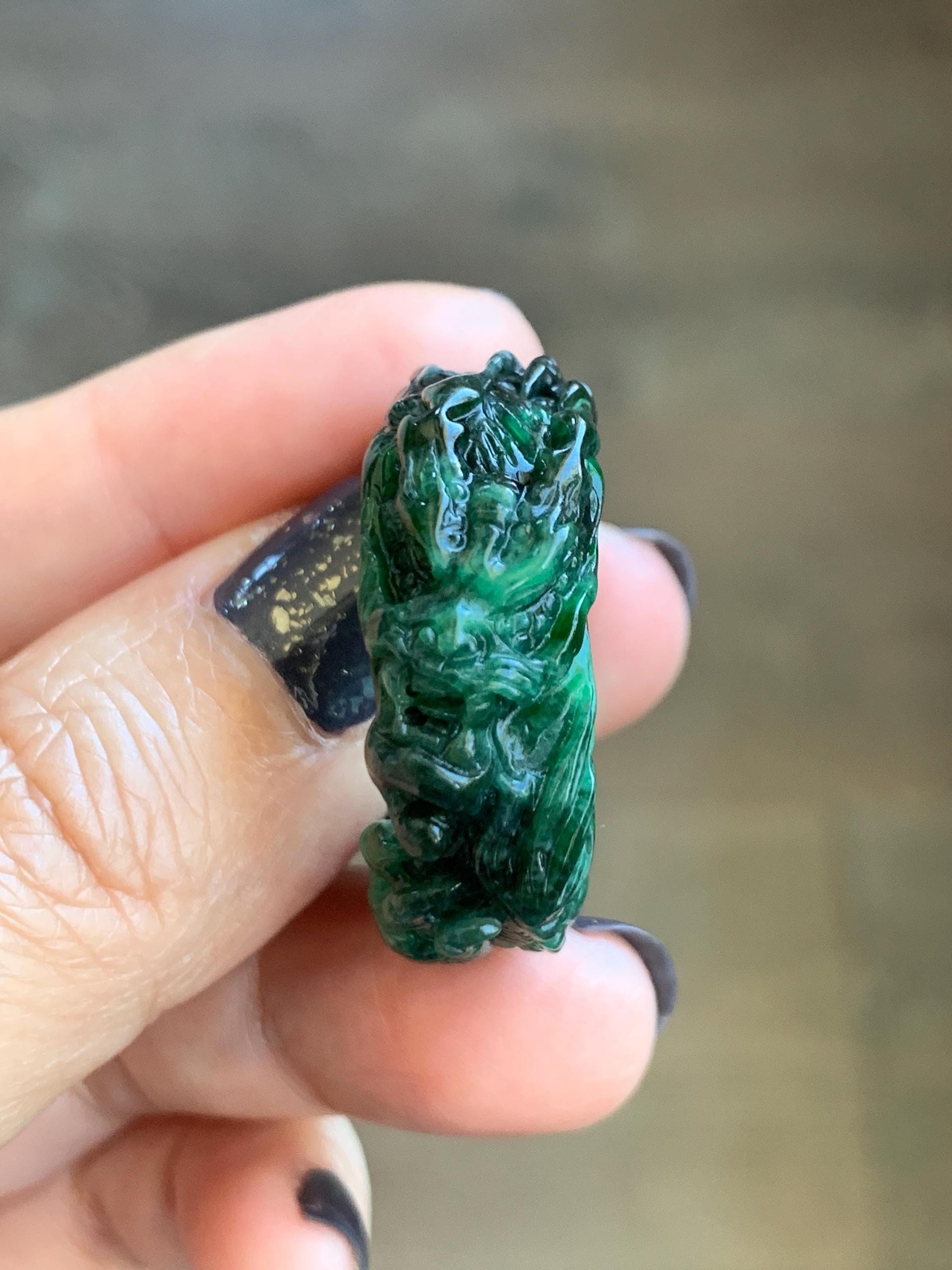 Natural Grade A Semi Translucent Green Wuji Marbled Jade Jadeite Carved Dragon Band Ring size 9.5 US 12g 天然乌鸡绿翡翠盘龙戒圈戒指扳指 LWJ165