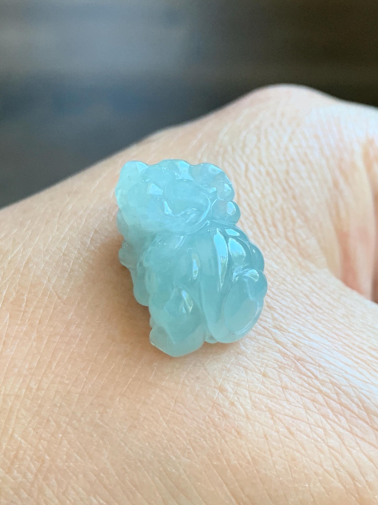 Natural Grade A Icy Translucent Gelatinous Pastel Blue Jade Jadeite Carved Pixiu Pendant 18K Yellow Gold 7g 天然老种冰胶淡蓝翡翠貔貅吊坠 MTL248G