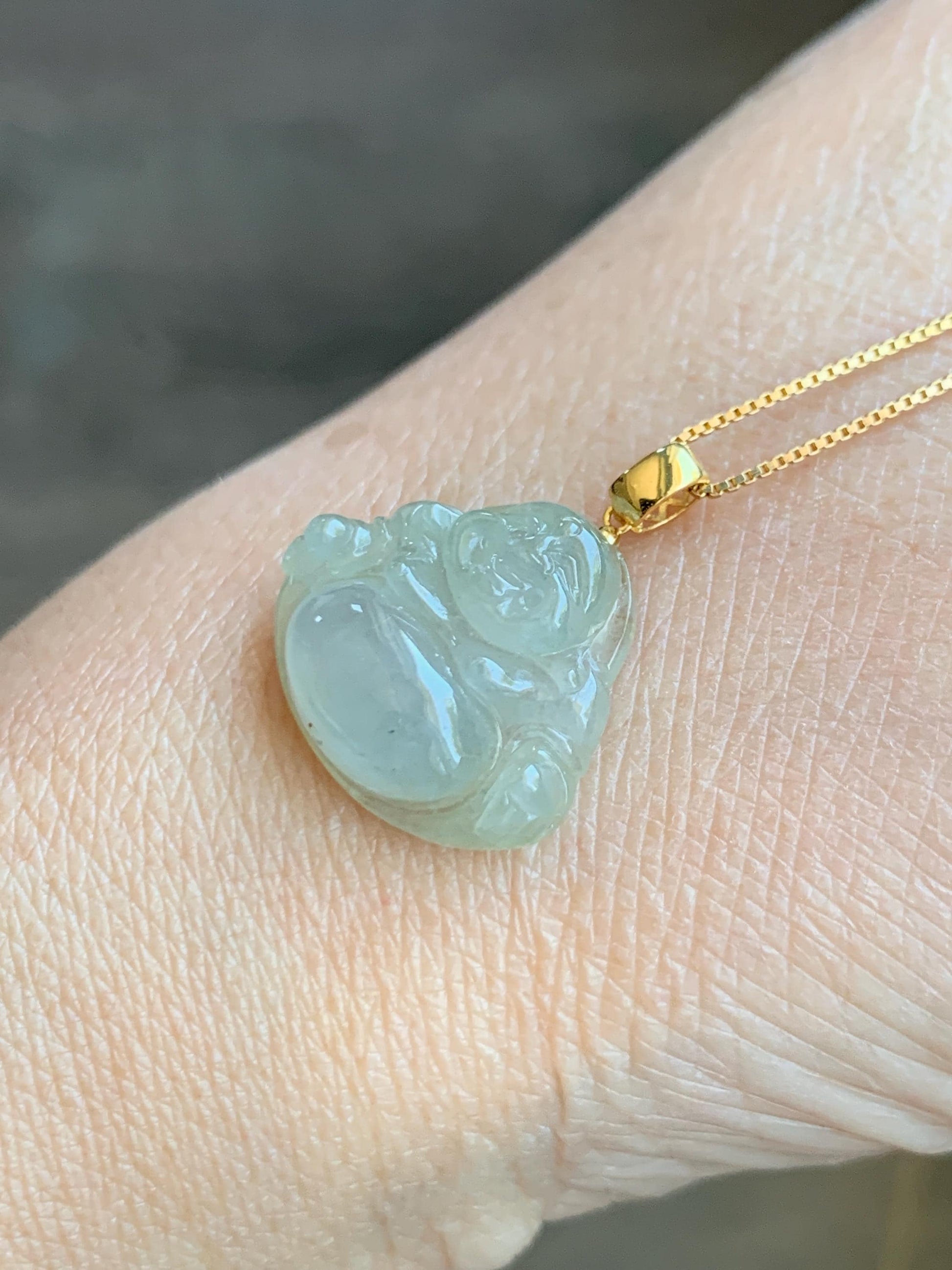 Natural Grade A Icy Highly Translucent Beige Jade Jadeite Carved Buddha Petite Pendant 18K Yellow Gold 天然冰糖黄翡翠小佛公镶嵌吊坠 MTH150A