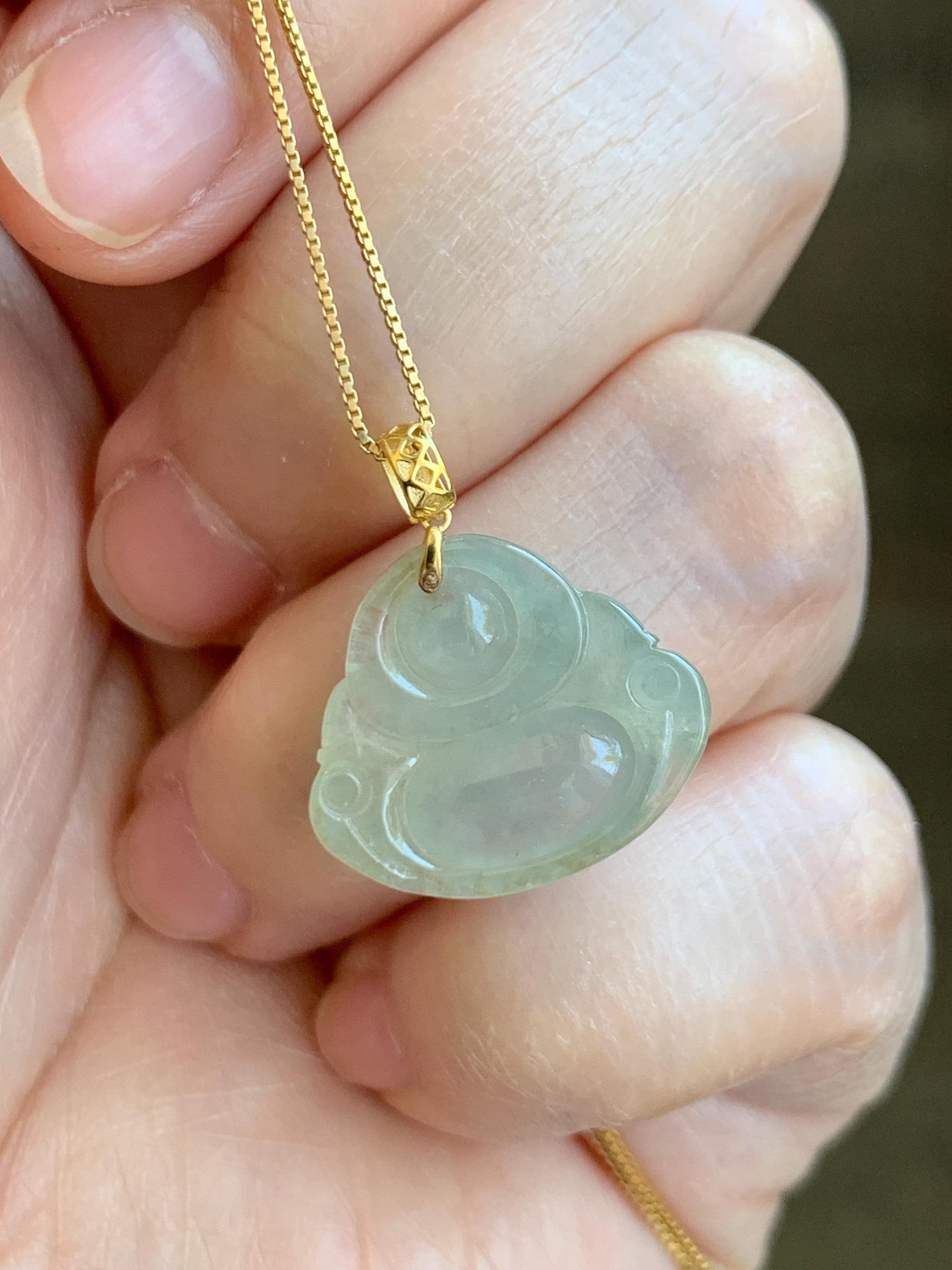 Natural Grade A Icy Highly Translucent Beige Jade Jadeite Carved Buddha Petite Pendant 18K Yellow Gold 天然冰糖黄翡翠小佛公镶嵌吊坠 MTH150A
