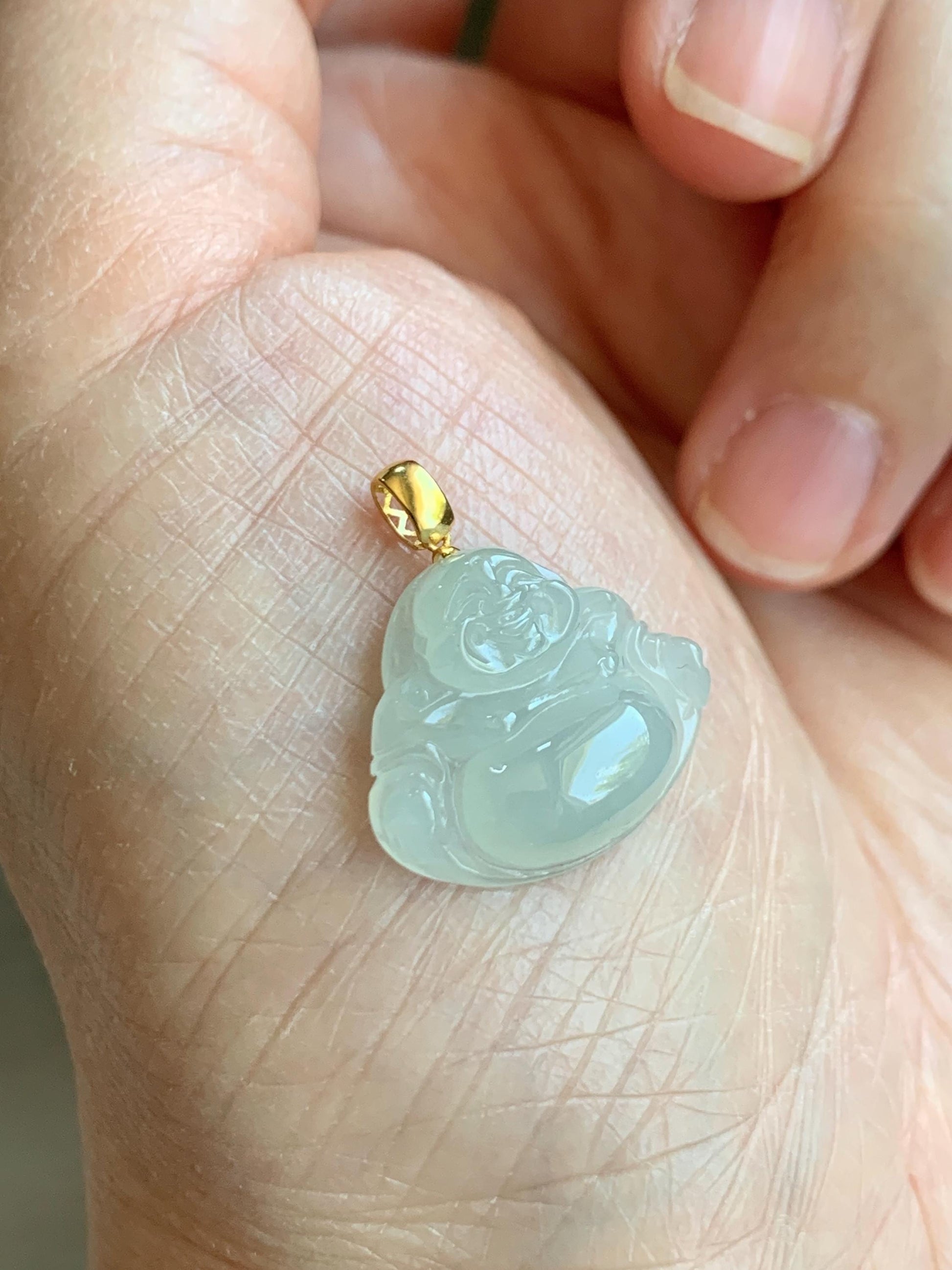 Natural Grade A Icy Translucent Beige Jade Jadeite Carved Buddha Petite Pendant 18K Yellow Gold 天然冰糖黄翡翠小佛公镶嵌吊坠 MTH150B