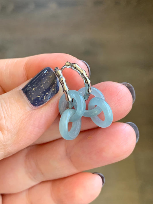 Natural Grade A Guatemalan Icy Translucent Pastel Dusty Blue Jadeite Interlocking Rings Hoop Earrings White Gold Plated 天然冰危淡蓝翡翠环环相扣耳包 HHZ76