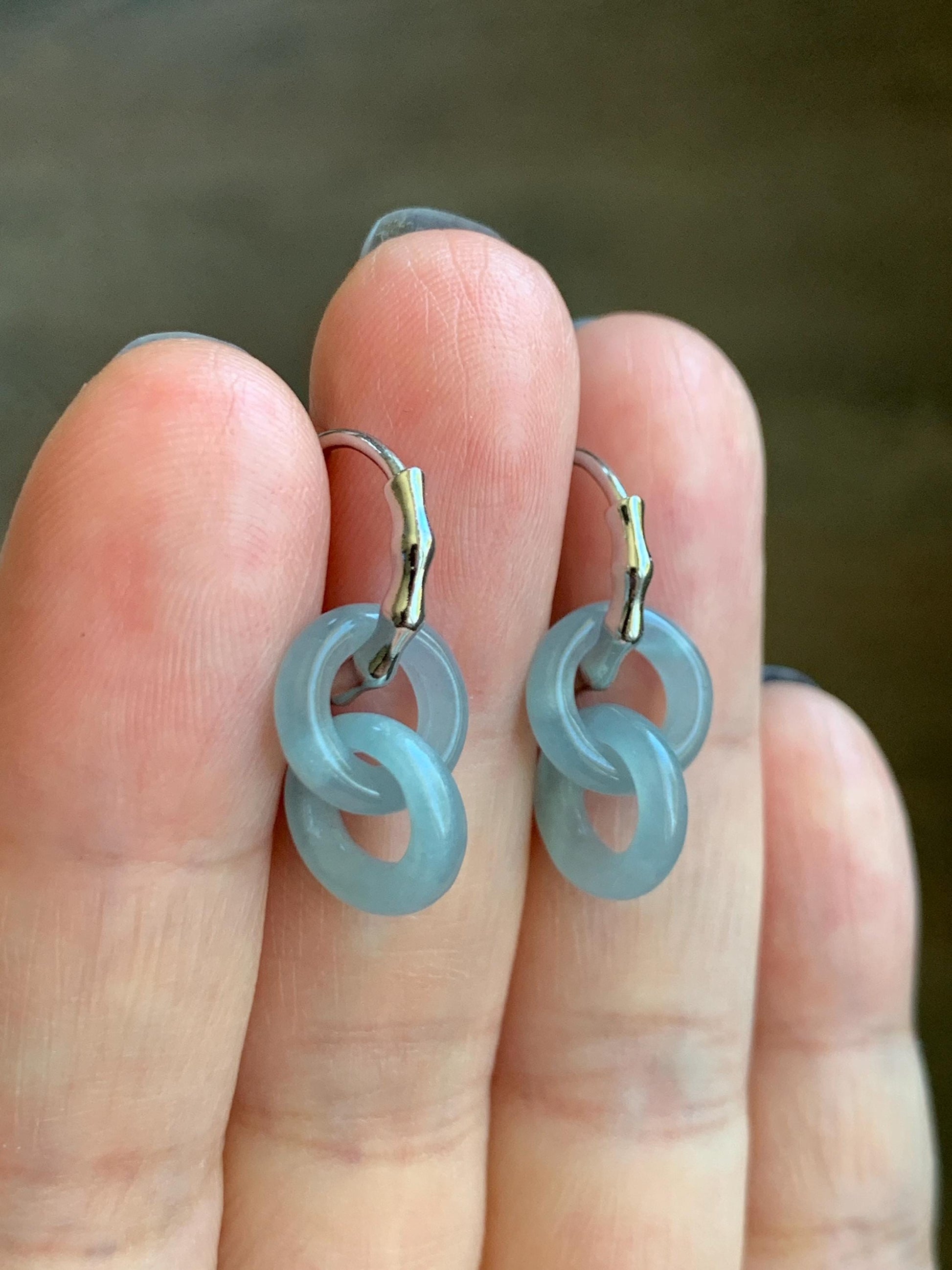 Natural Grade A Guatemalan Icy Translucent Pastel Dusty Blue Jadeite Interlocking Rings Hoop Earrings White Gold Plated 天然冰危淡蓝翡翠环环相扣耳包 HHZ76