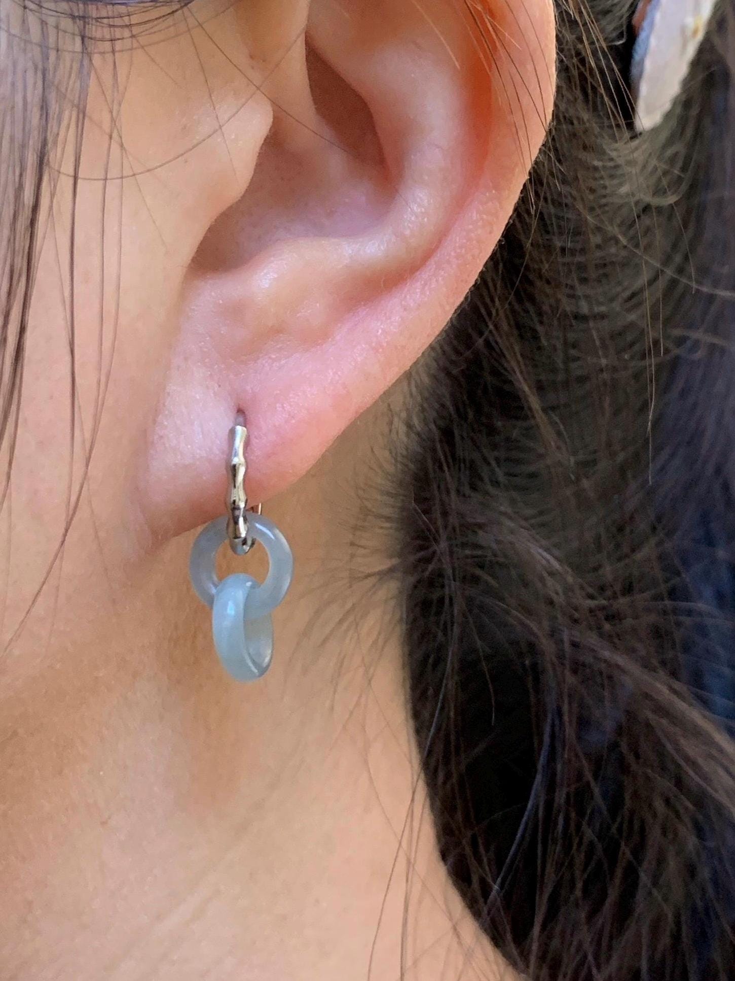 Natural Grade A Guatemalan Icy Translucent Pastel Dusty Blue Jadeite Interlocking Rings Hoop Earrings White Gold Plated 天然冰危淡蓝翡翠环环相扣耳包 HHZ76