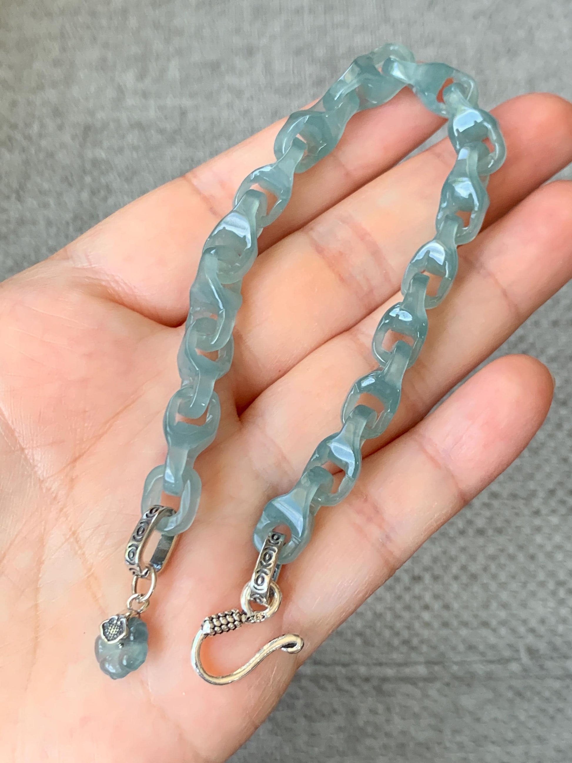 Natural Guatemalan Icy Teal Jade Jadeite Carved Interlocking Dragon Bone Chain Bracelet Sterling Silver Adjustable 天然冰胶危起光翡翠龙骨链 QWL550