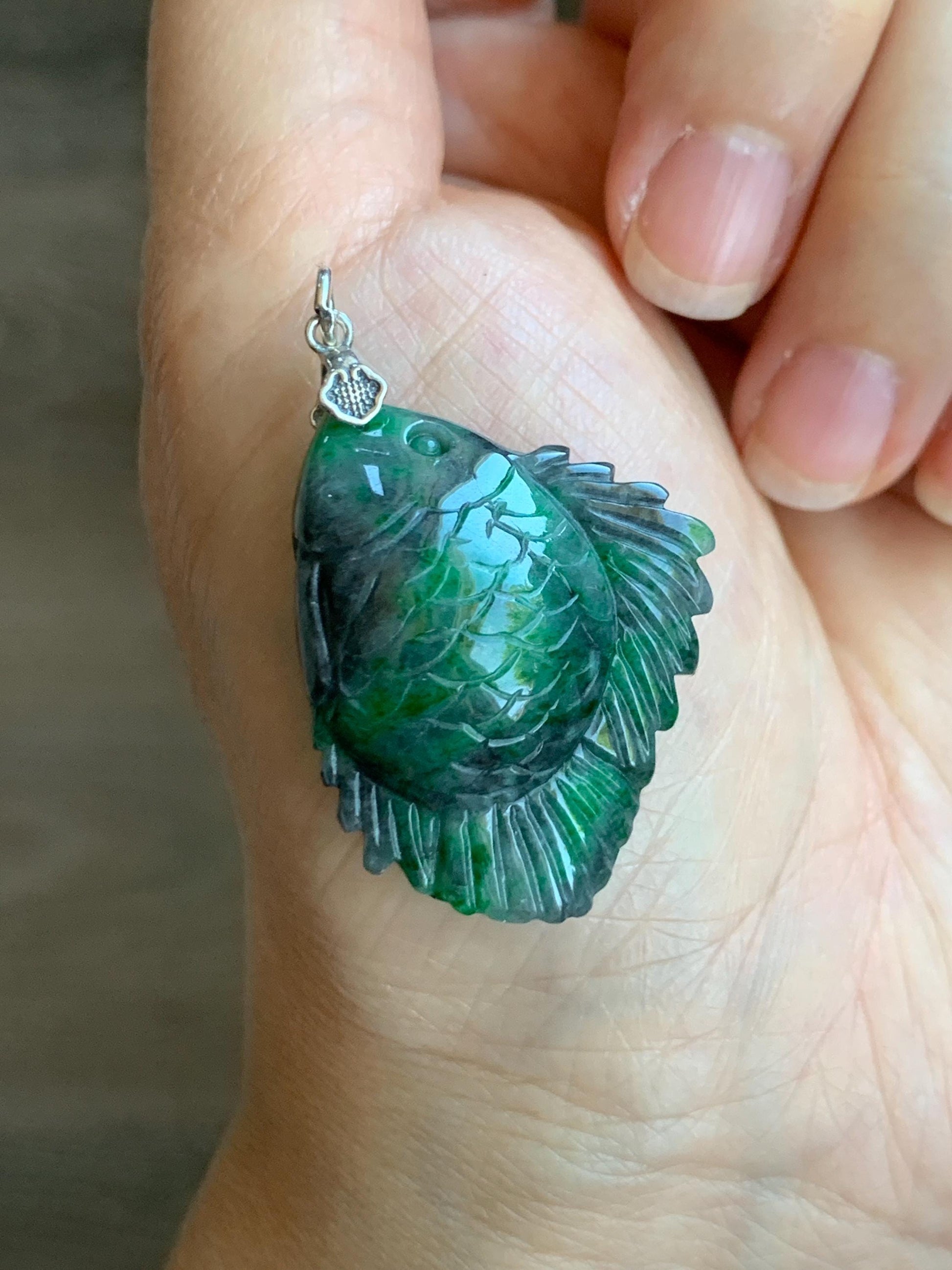 Natural Grade A Green Jadeite Fish Pendant Sterling Silver Bail Vibrant Green Wuji Marbled Carved Jade Icy Translucent 天然辣绿乌鸡飘花翡翠鱼吊坠 MLW220A
