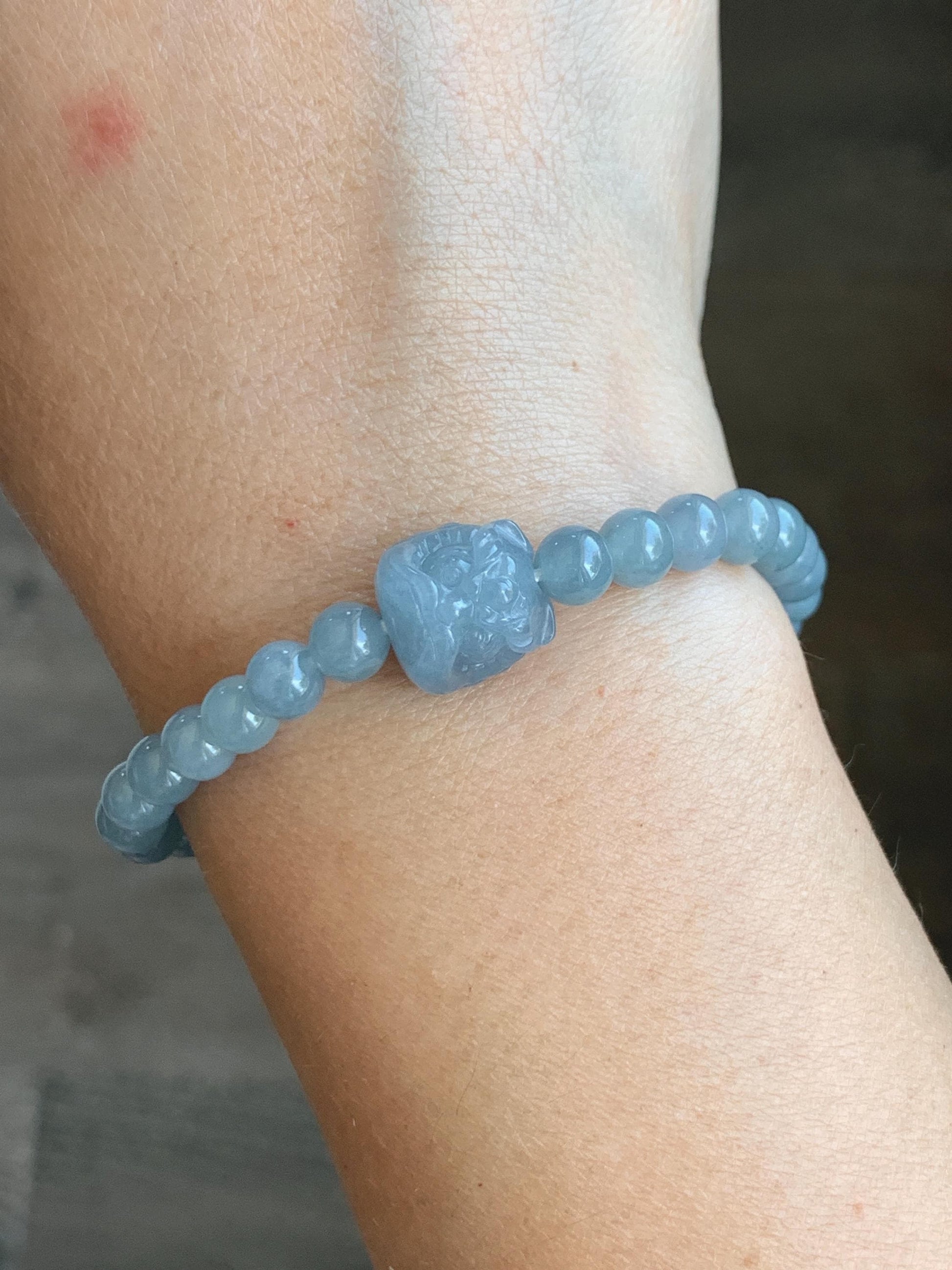 Natural Grade A Guatemalan Icy Translucent Gelatinous Pastel Dusty Blue Jade Jadeite Dancing Lion Bead Beaded Bracelet 天然冰胶危淡蓝翡翠醒狮珠手串 DLXS