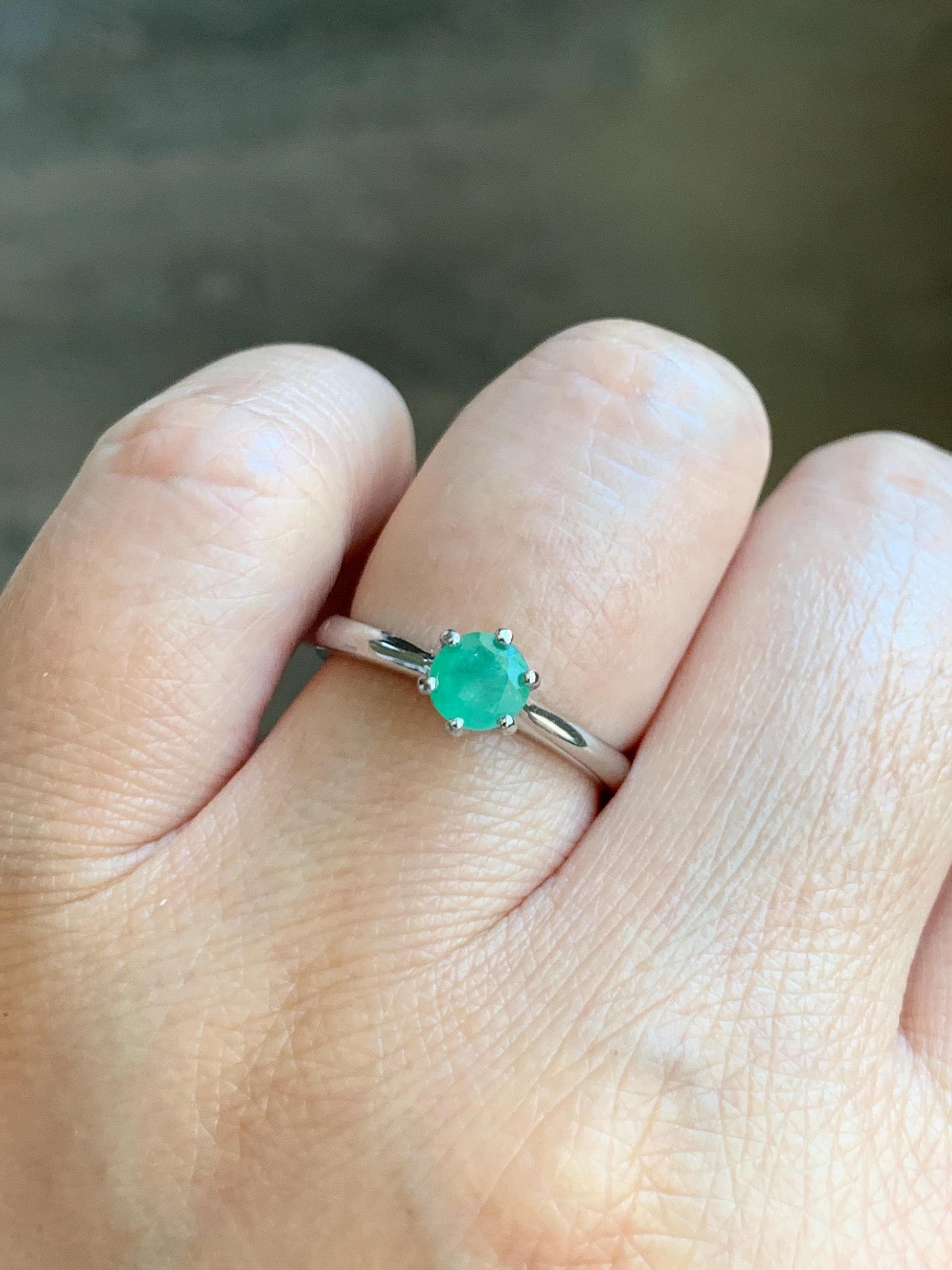 Natural Genuine Untreated Emerald Round Cut 6-Prong Solitaire Ring Sterling Silver Size 7 US 5.2mm approx. 2g Emerald Engagement Ring 292