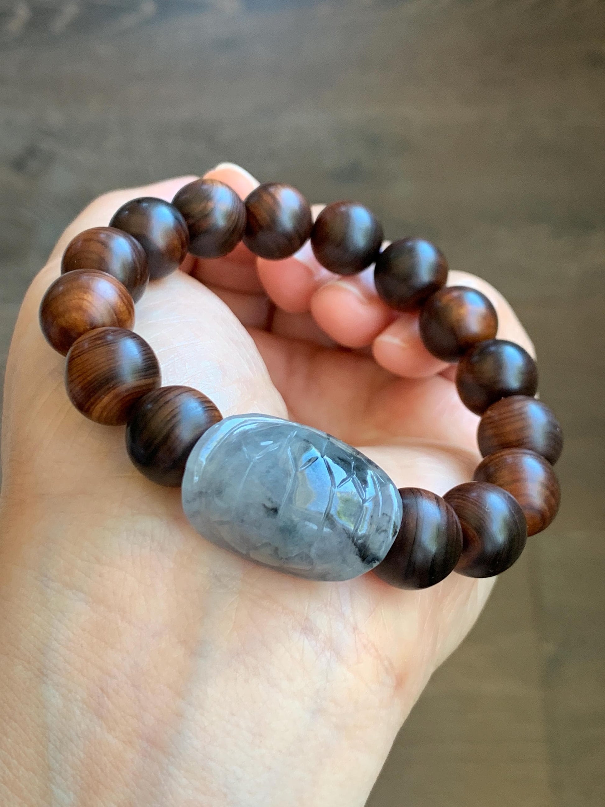 Natural Grade A Icy Translucent Wuji Jade Jadeite Carved Turtle Shell Wood Beads Beaded Bracelet 7.25” 22g 天然冰胶乌鸡翡翠龟壳富甲天下木珠手串 FJZ-B