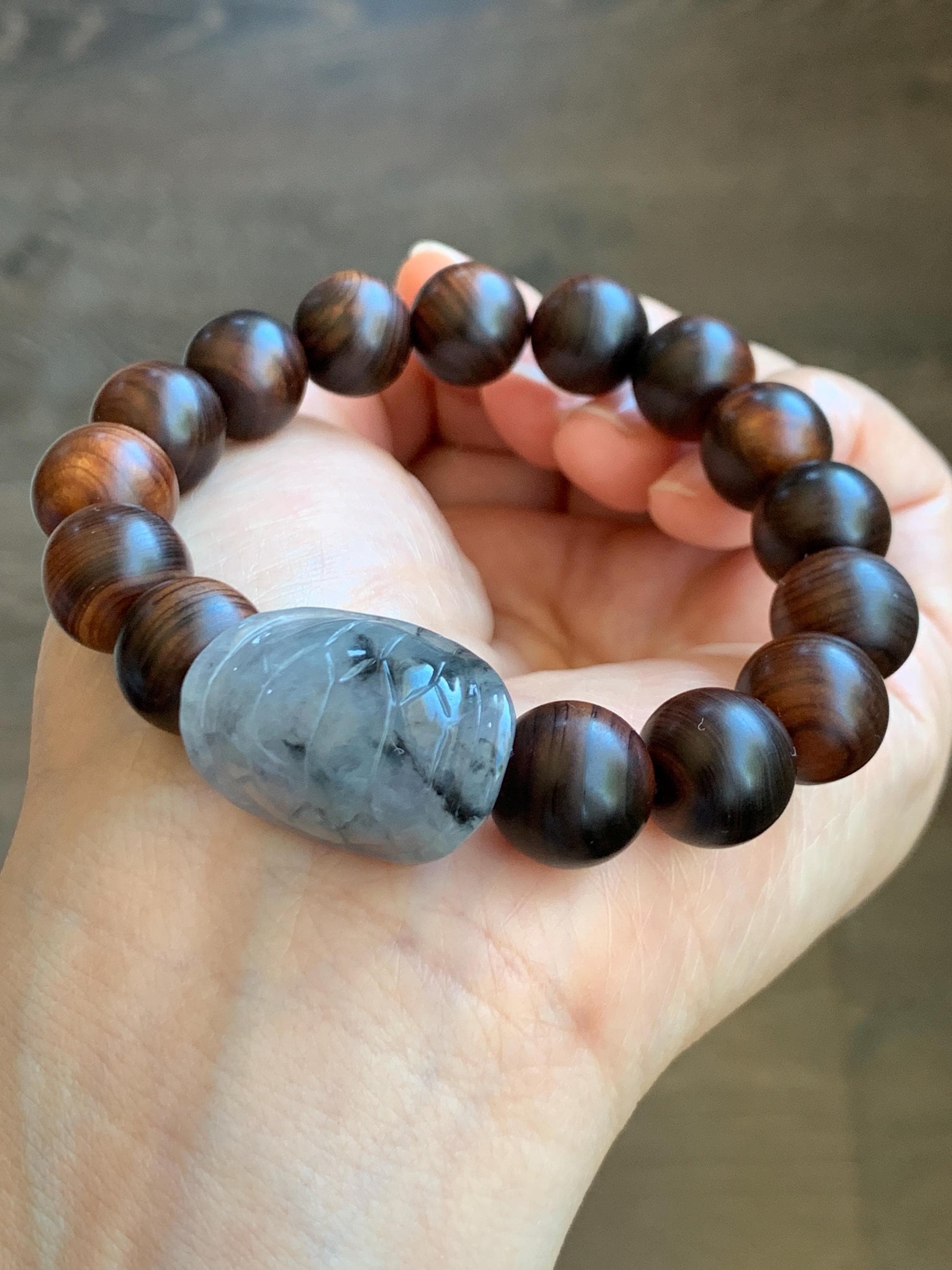 Natural Grade A Icy Translucent Wuji Jade Jadeite Carved Turtle Shell Wood Beads Beaded Bracelet 7.25” 22g 天然冰胶乌鸡翡翠龟壳富甲天下木珠手串 FJZ-B