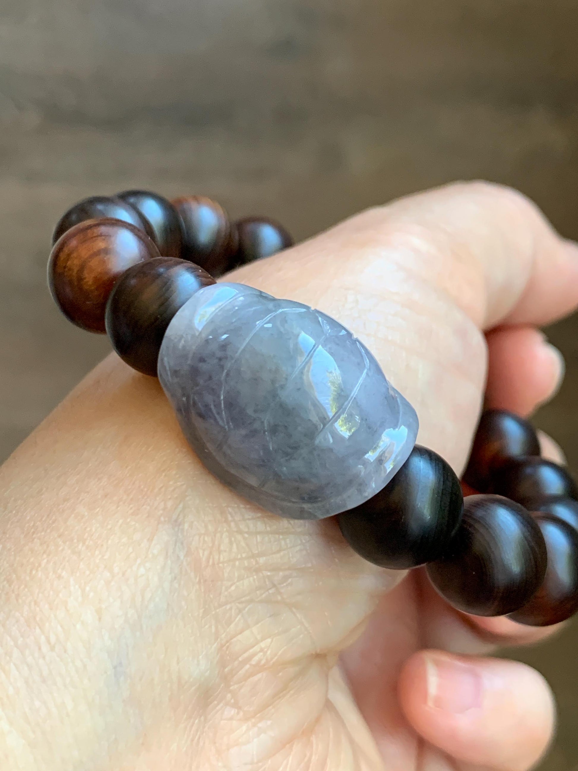 Natural Grade A Icy Translucent Wuji Jade Jadeite Carved Turtle Shell Wood Beads Beaded Bracelet 7.25” 23g 天然冰胶乌鸡紫底翡翠龟壳富甲天下木珠手串 FJZ-A