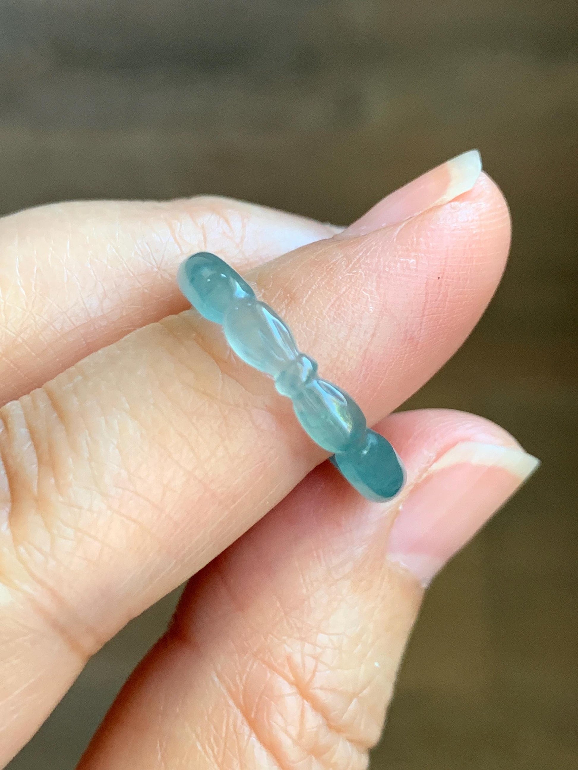 Natural Grade A Guatemalan Icy Highly Translucent Teal Blue Jade Jadeite Carved Bow Band Ring Size 7.75 US 天然冰危起光蓝绿翡翠蝴蝶结戒圈 WHD55E