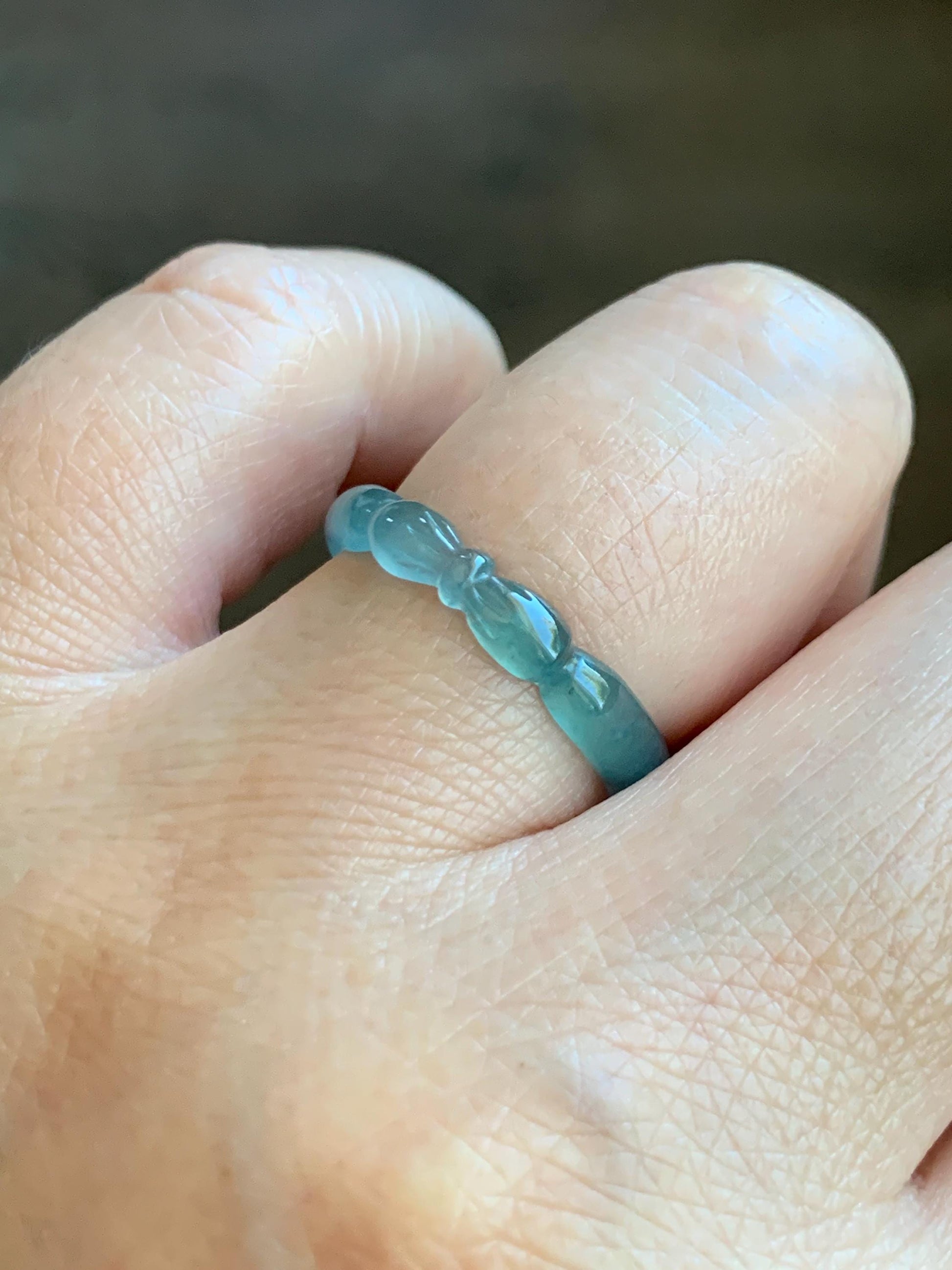 Natural Grade A Guatemalan Icy Highly Translucent Teal Blue Jade Jadeite Carved Bow Band Ring Size 7.75 US 天然冰危起光蓝绿翡翠蝴蝶结戒圈 WHD55E
