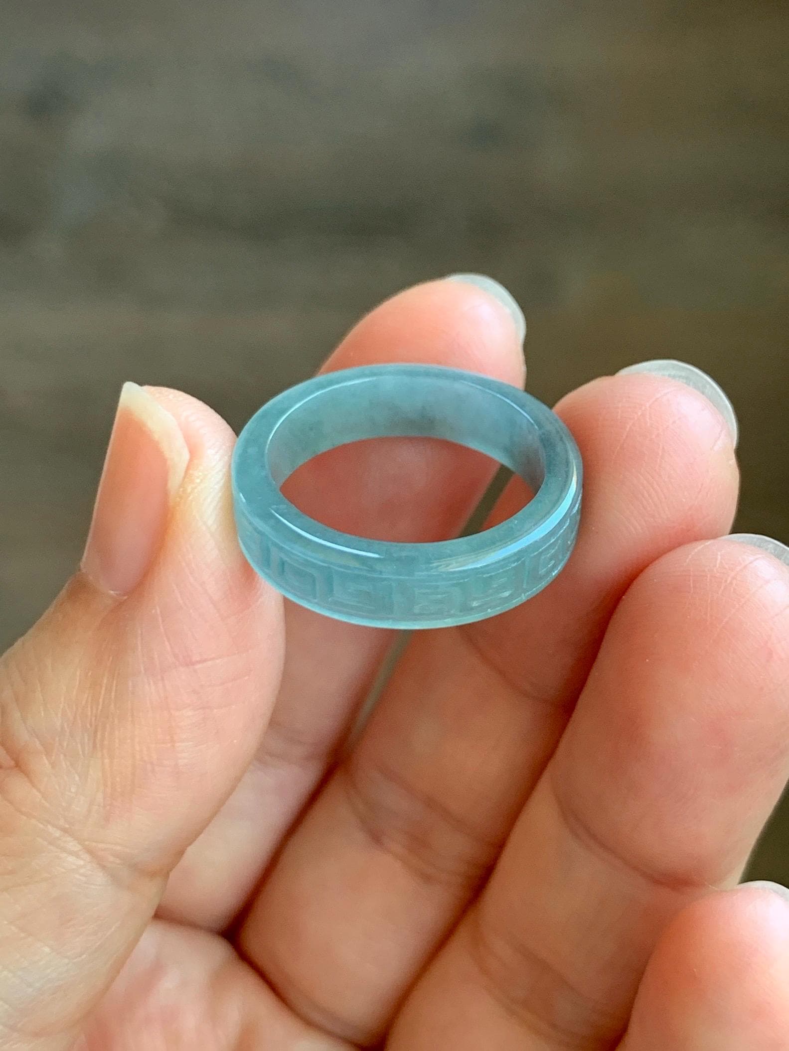 Natural Grade A Guatemalan Icy Translucent Gelatinous Dusty Blue Jade Jadeite Engraved Band Ring Size 7.25 US 天然冰胶危蓝翡翠仿古雕戒圈 HWJ66