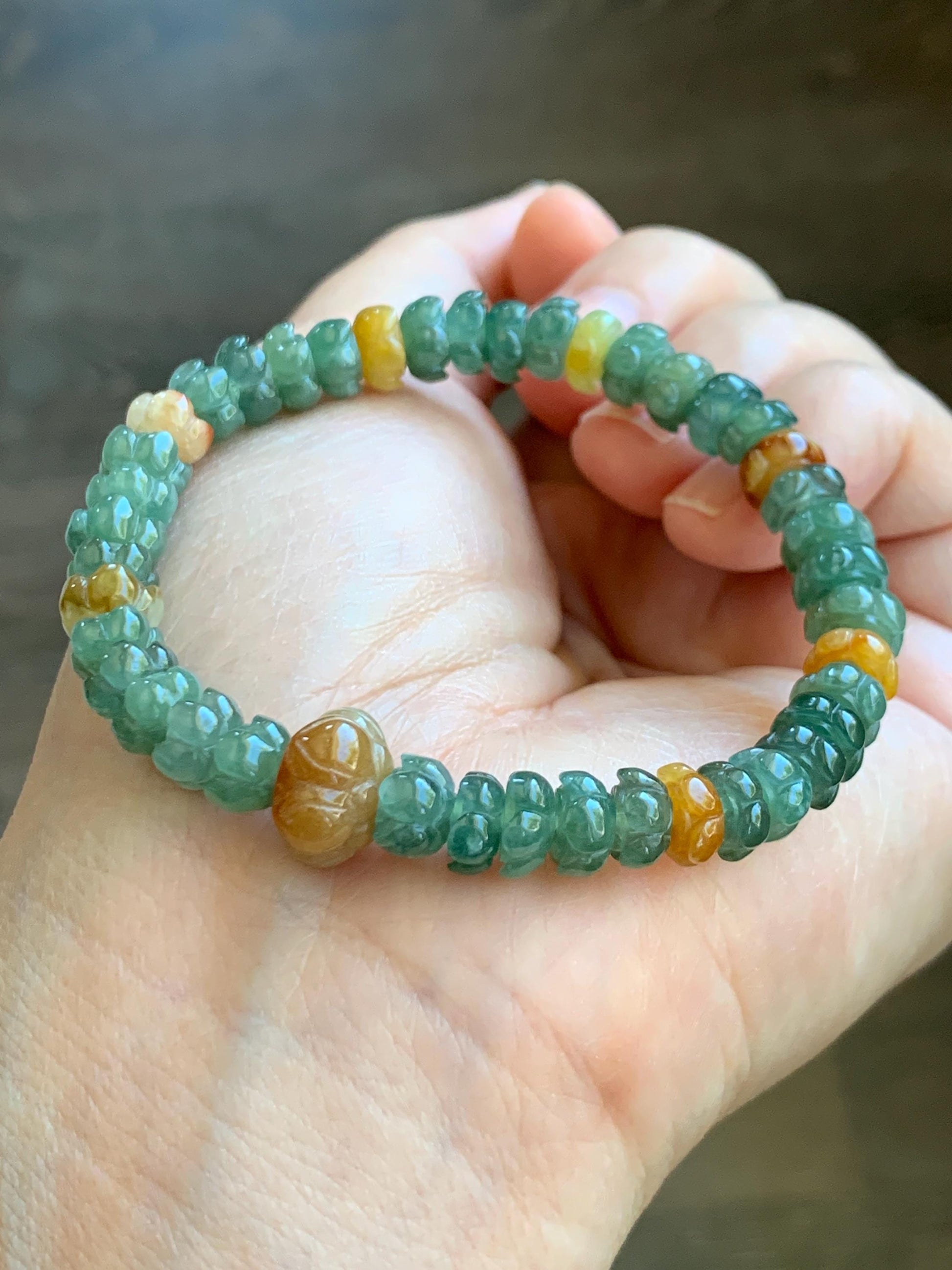 Natural Grade A Icy Translucent Spinach Green Yellow Jade Jadeite Carved Lotus Flower beads Beaded Bracelet 6.75” 天然冰胶菠菜绿翡翠黄翡莲花珠手串 MLL374