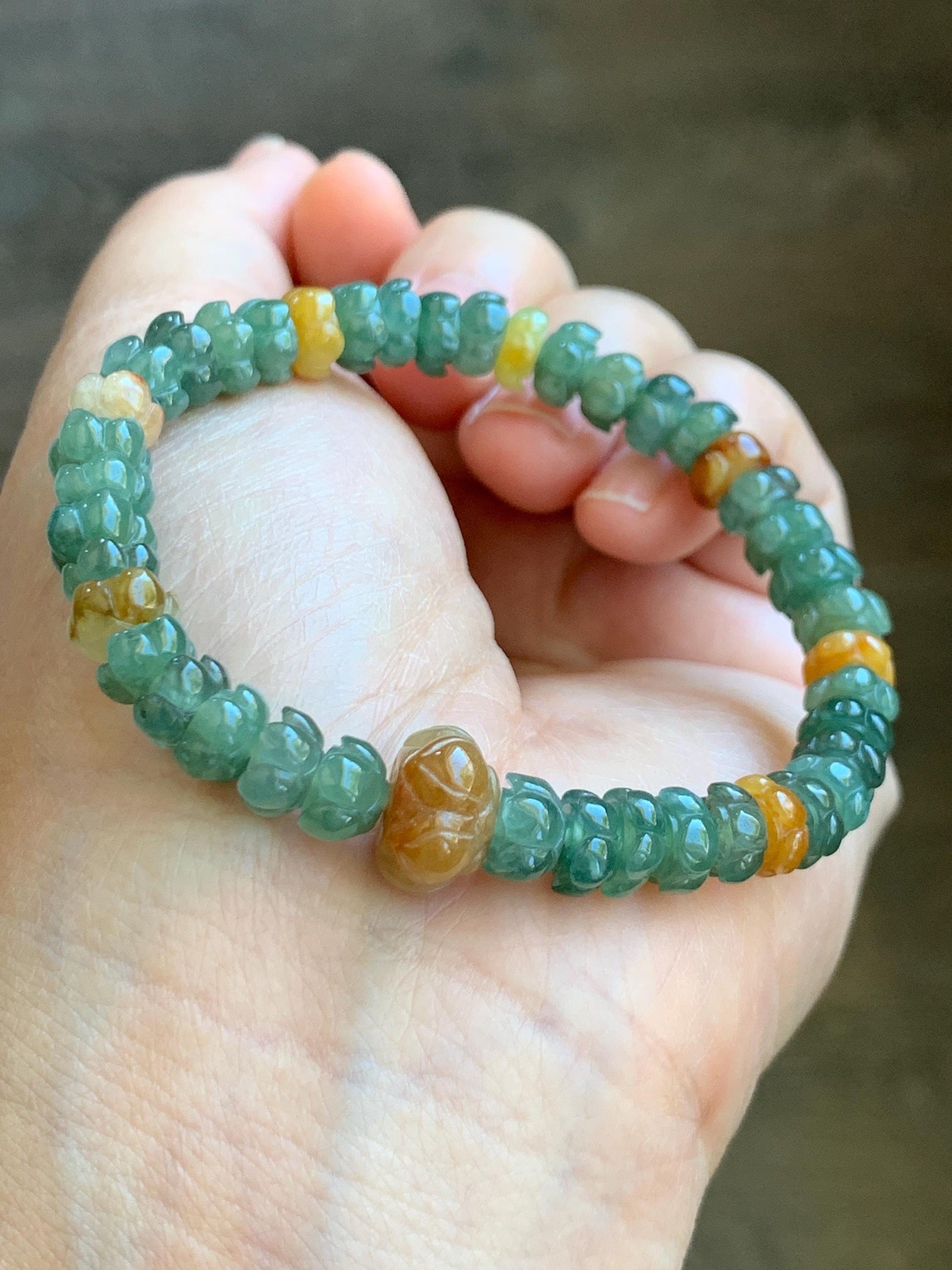 Natural Grade A Icy Translucent Spinach Green Yellow Jade Jadeite Carved Lotus Flower beads Beaded Bracelet 6.75” 天然冰胶菠菜绿翡翠黄翡莲花珠手串 MLL374
