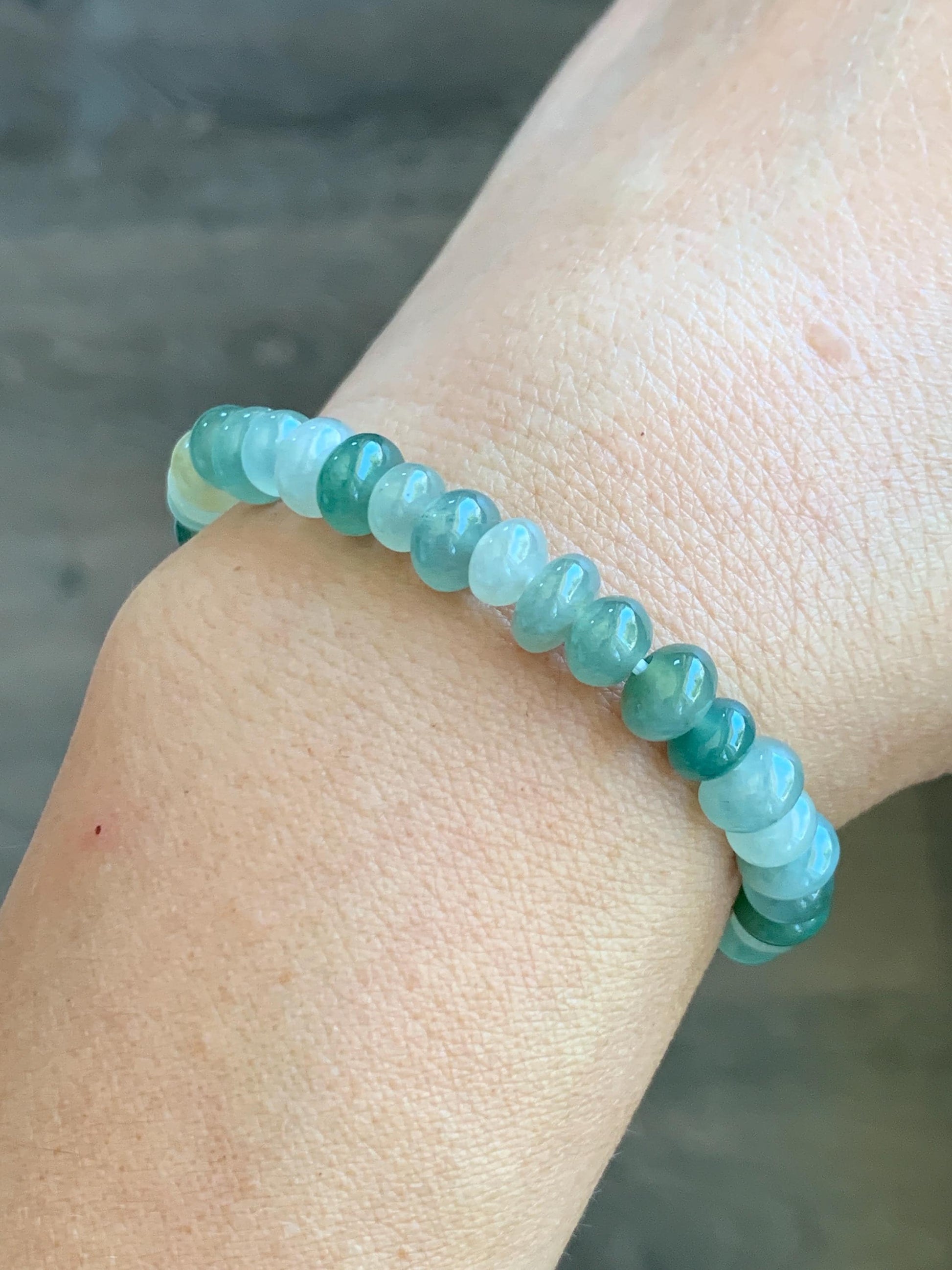 Natural Grade A Icy Translucent Gelatinous Light Green Jade Jadeite Drum Beads Beaded Bracelet 6.25" 14g 天然冰多宝翡翠鼓珠手串 LDB132