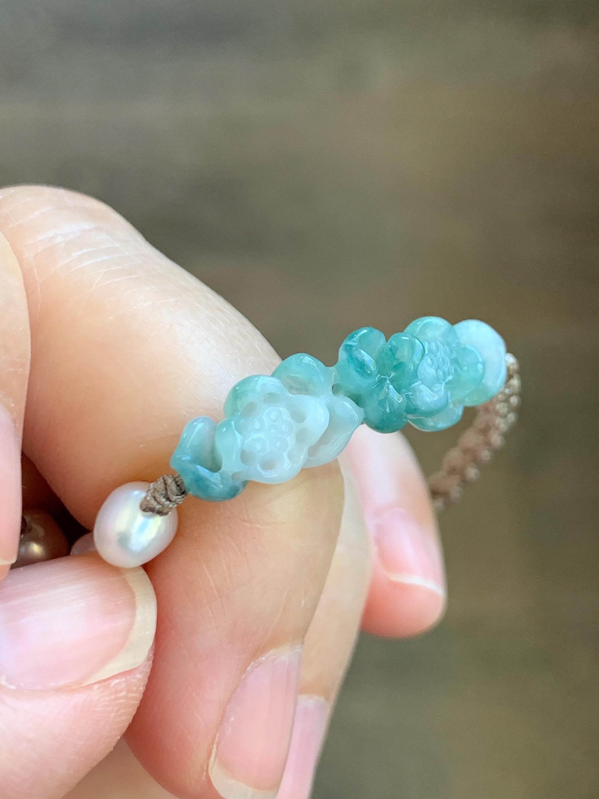 Natural Grade A Icy Translucent White Green Marbled Jadeite Double Lotus Flower Freshwater Pearls Rope Bracelet 7" 天然白冰飘绿花翡翠双莲花珍珠手绳 SLH130B