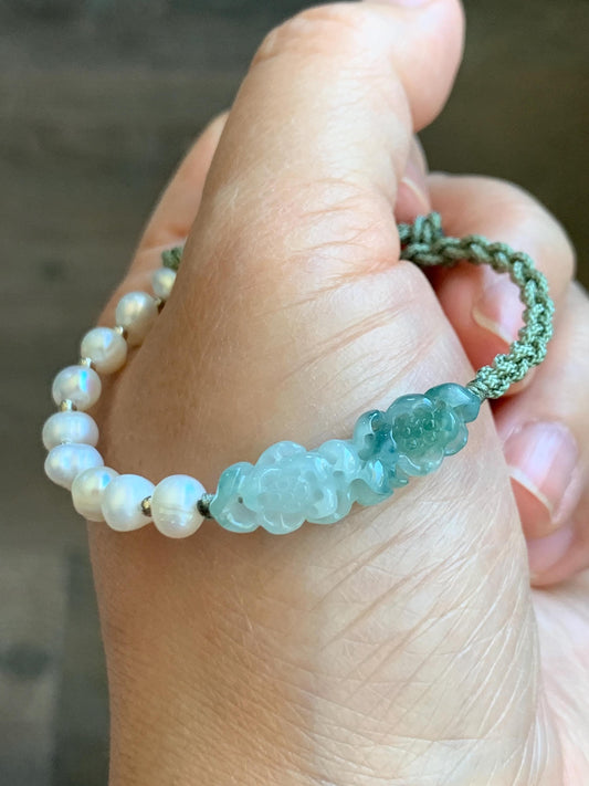 Natural Grade A Icy Translucent White Green Marbled Jadeite Double Lotus Flower Freshwater Pearls Rope Bracelet 7" 天然白冰飘绿花翡翠双莲花珍珠手绳 SLH130G