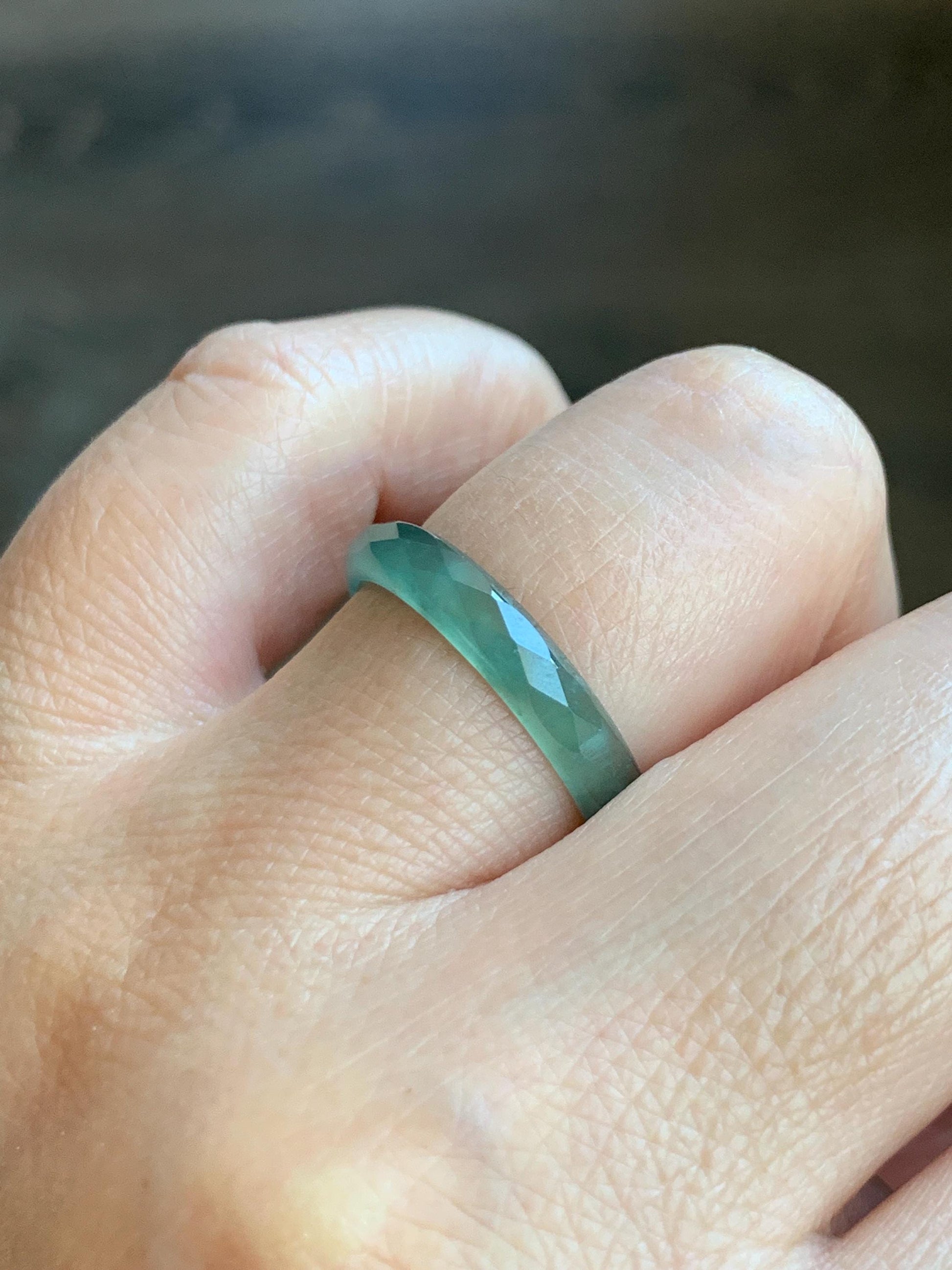 Natural Grade A Guatemalan Icy Highly Translucent Light Green Jade Jadeite Diamond Faceted Band Ring Size 8.5 天然冰危浅绿起光翡翠切割面戒圈 QGM80-H