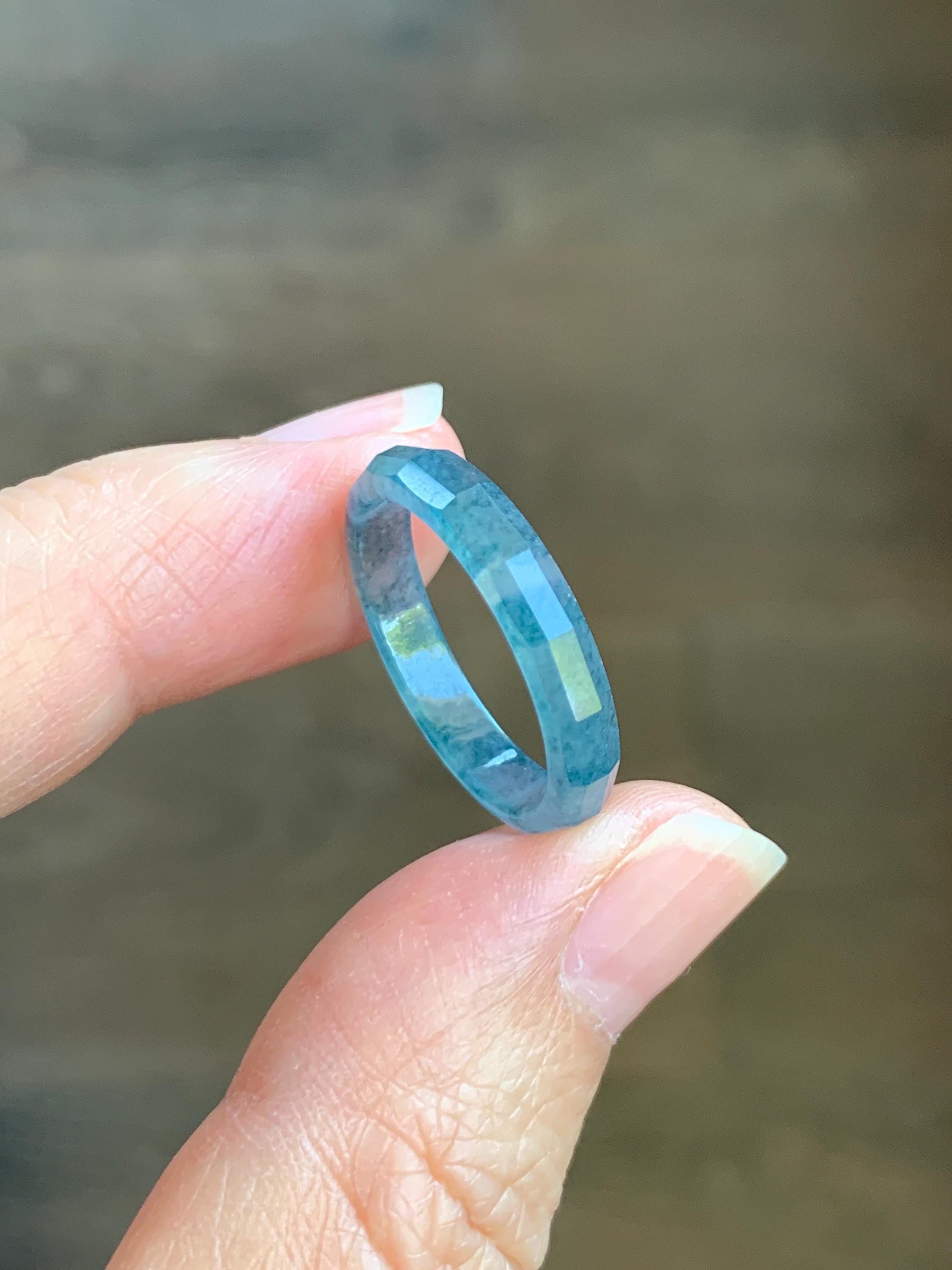 Natural Grade A Guatemalan Icy Highly Translucent Aegean Blue Jade Jadeite Faceted Band Ring Size 7.75 US 天然冰危牛仔蓝起光翡翠切割面戒圈 QGM80-C