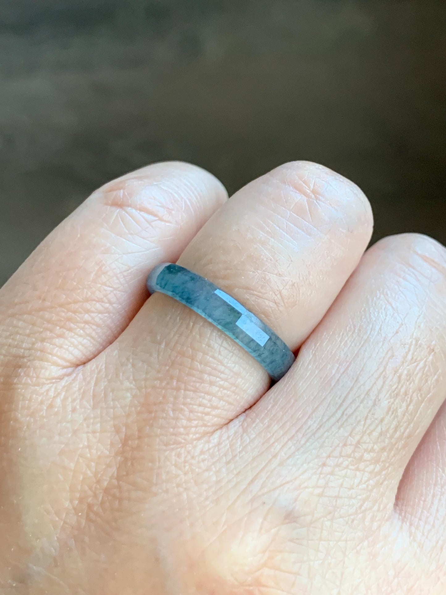 Natural Grade A Guatemalan Icy Highly Translucent Aegean Blue Jade Jadeite Faceted Band Ring Size 7.75 US 天然冰危牛仔蓝起光翡翠切割面戒圈 QGM80-C