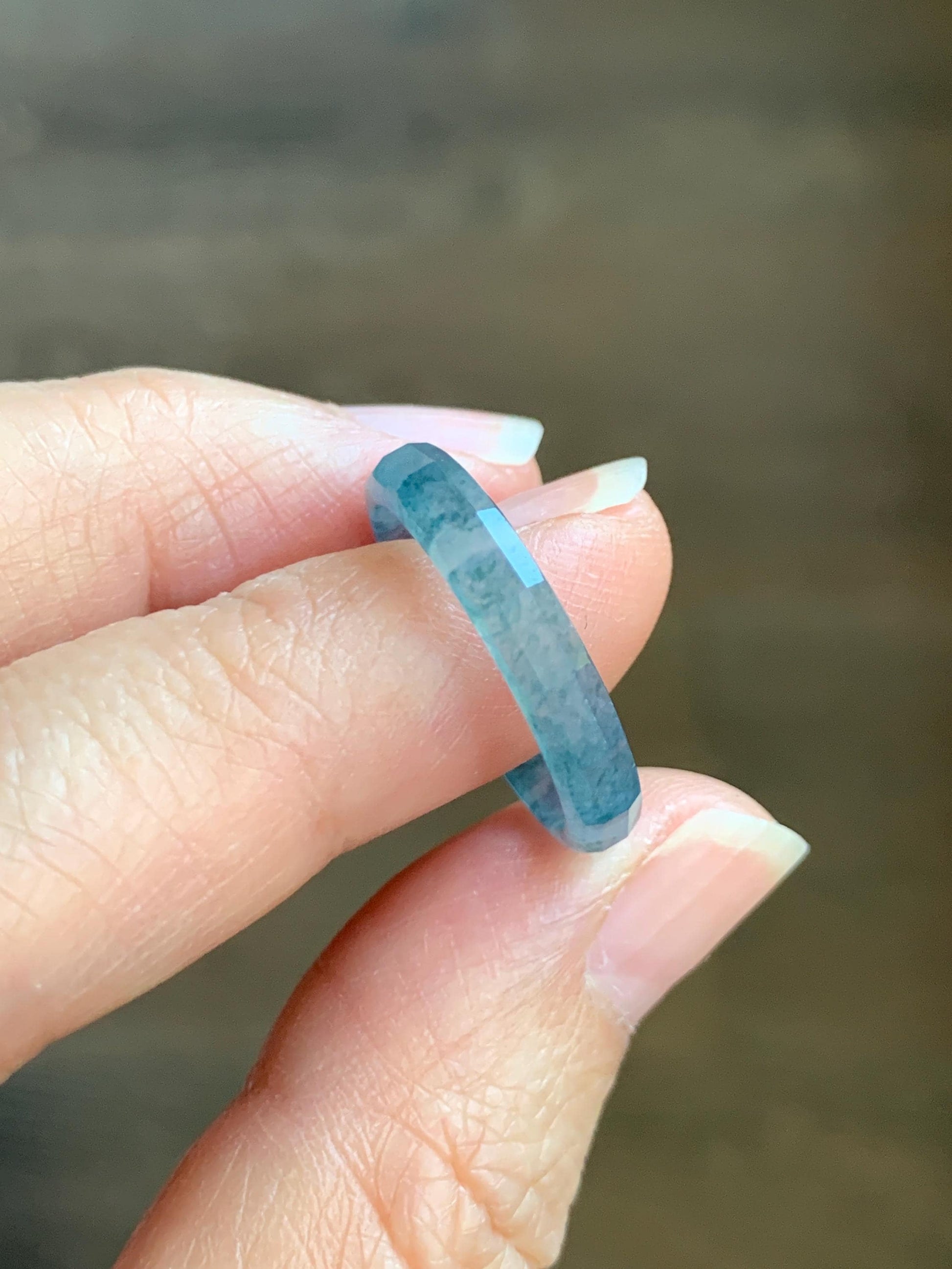 Natural Grade A Guatemalan Icy Highly Translucent Aegean Blue Jade Jadeite Faceted Band Ring Size 7.75 US 天然冰危牛仔蓝起光翡翠切割面戒圈 QGM80-C
