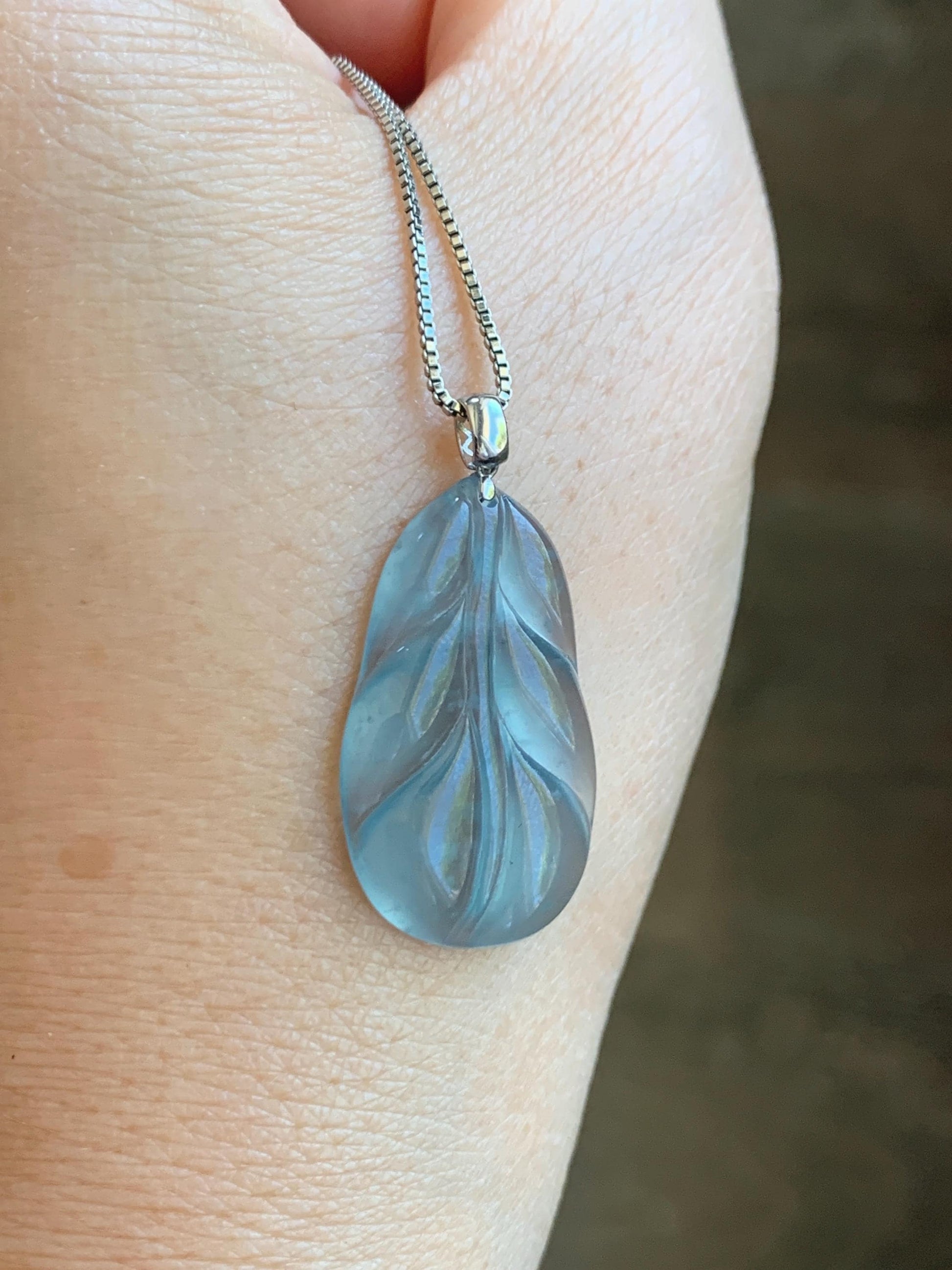 Natural Grade A Guatemalan Premium Icy Highly Translucent Teal Blue Jade Jadeite Leaf Pendant 18K White Gold 3g 天然老种高冰危蓝翡翠叶子大业有成吊坠 XKY336B