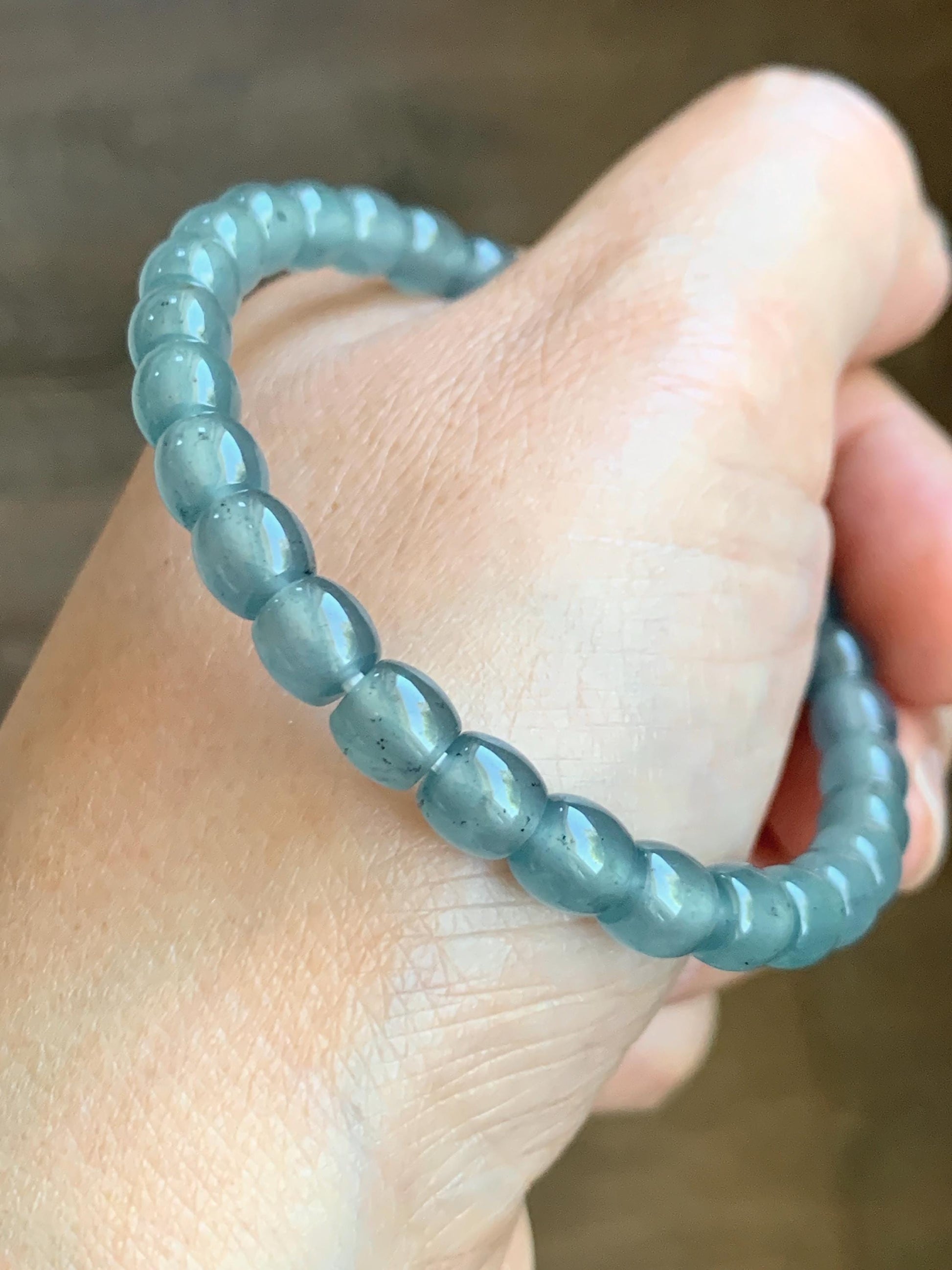 Natural Grade A Guatemalan Icy Highly Translucent Gelatinous Blue Jade Jadeite Barrel Beads Beaded Bracelet 7” 14g 天然冰胶危蓝翡翠桶珠手串 BWT330A