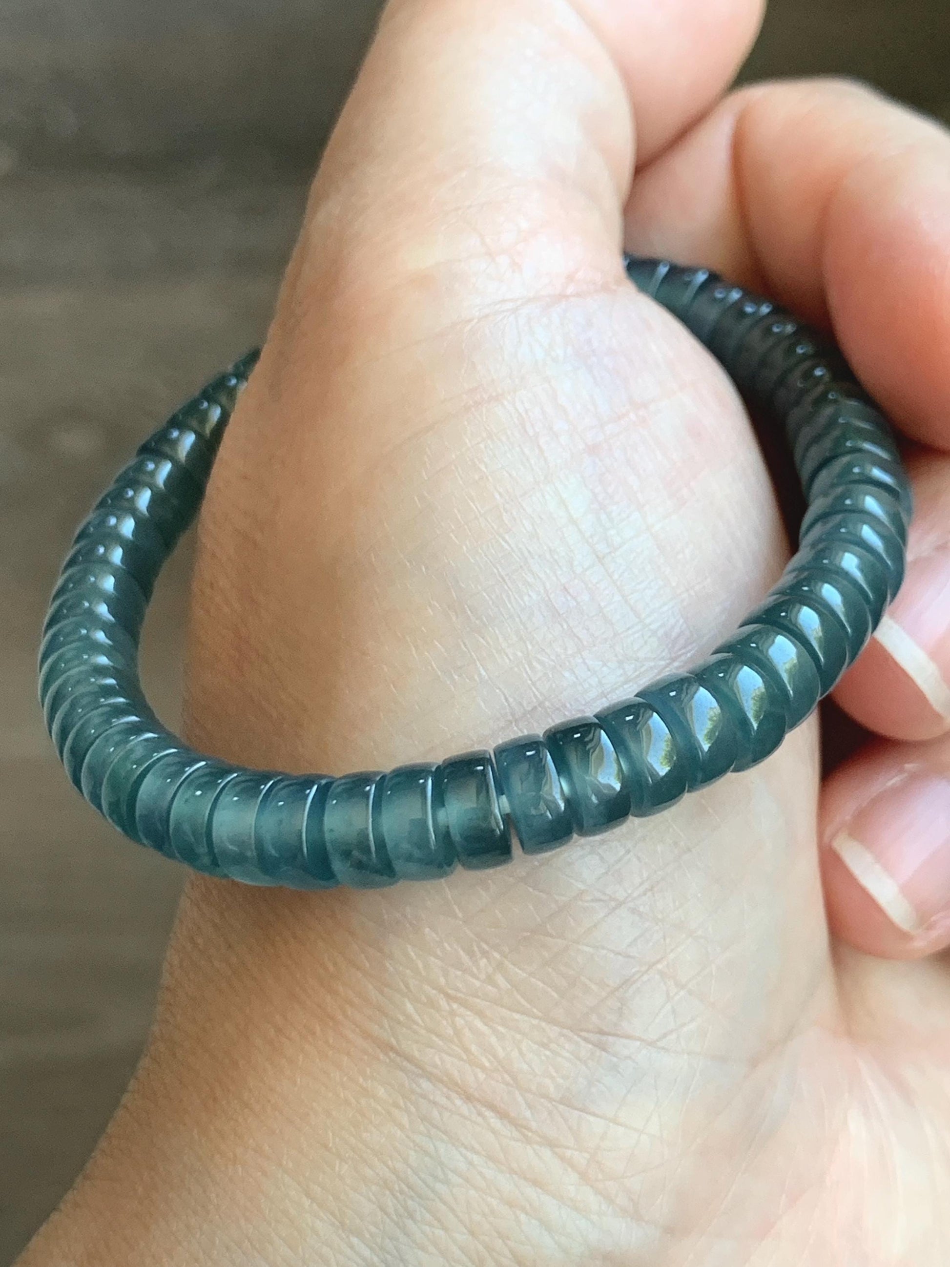 Natural Guatemalan Icy Highly Translucent Gelatinous Dark Teal Blue Jade Jadeite Flat Barrel Beads Beaded Bracelet 7” 19g 天然冰危篮翡翠桶珠手串 BWP330