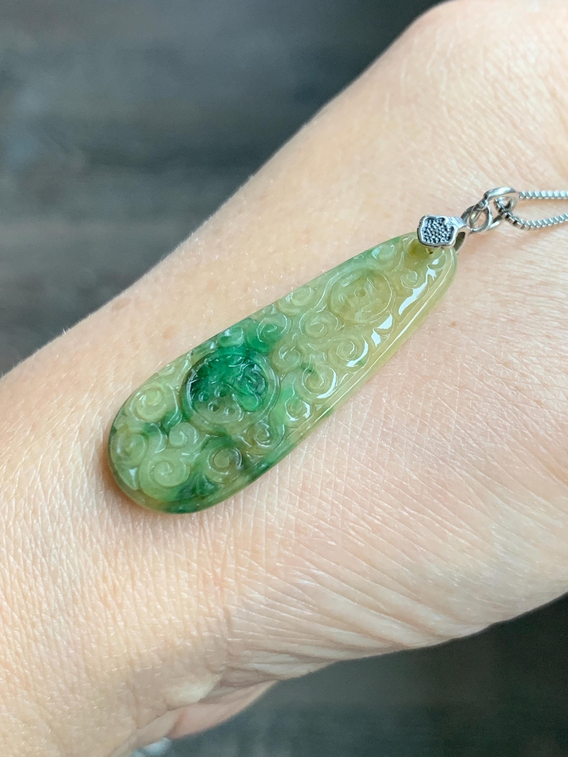 Natural Grade A Icy Translucent Yellow Green Marbled Jade Jadeite Engraved Teardrop Pendant Sterling Silver 4g 天然冰黄配阳绿花翡翠仿古雕水滴吊坠 MHL223