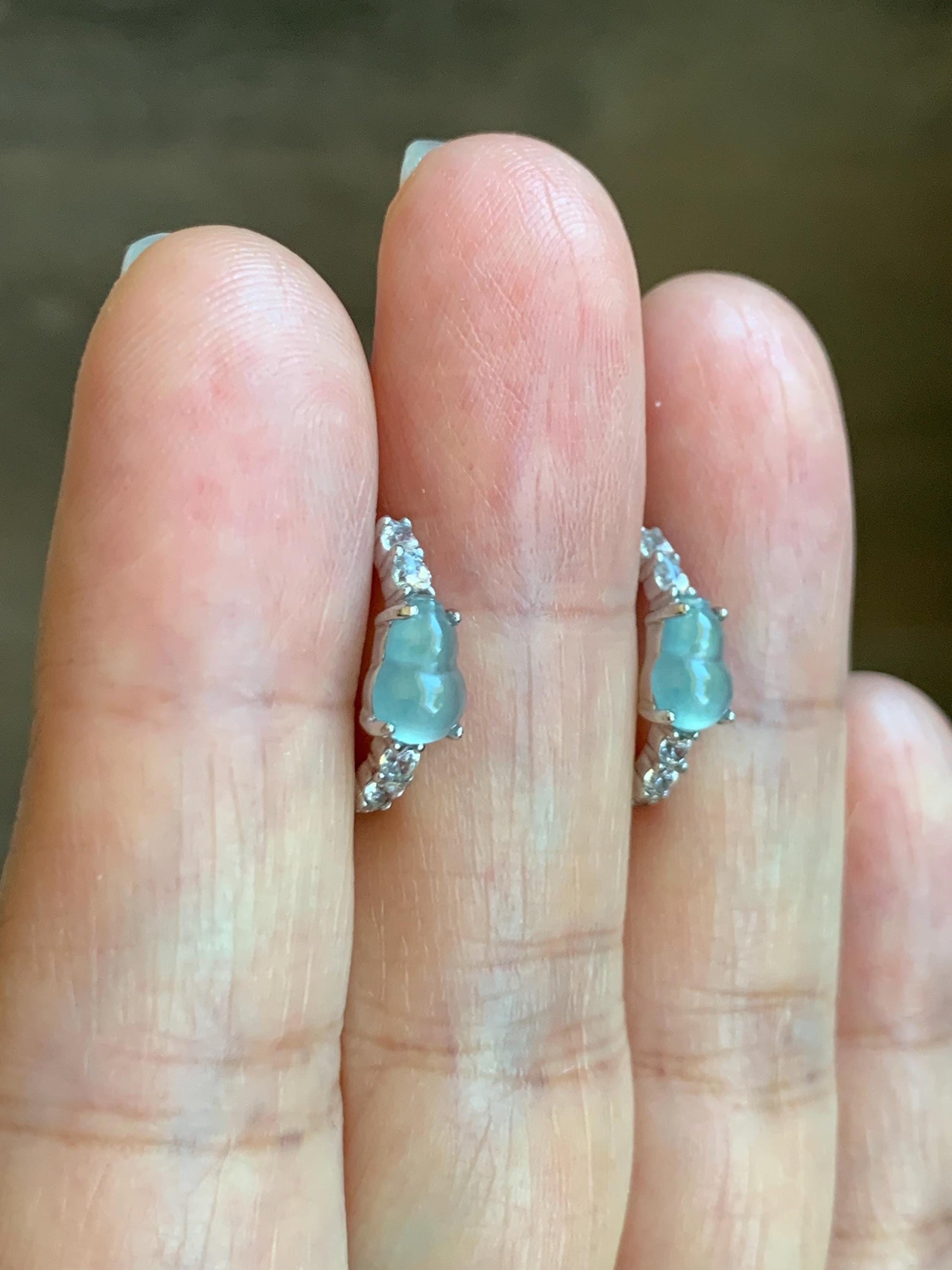 Natural Grade A Guatemalan Icy Highly Translucent Pastel Blue Jade Jadeite Gourd Hoop Huggie Earrings Sterling Silver 天然冰危淡蓝翡翠葫芦银镶耳包 HLB77
