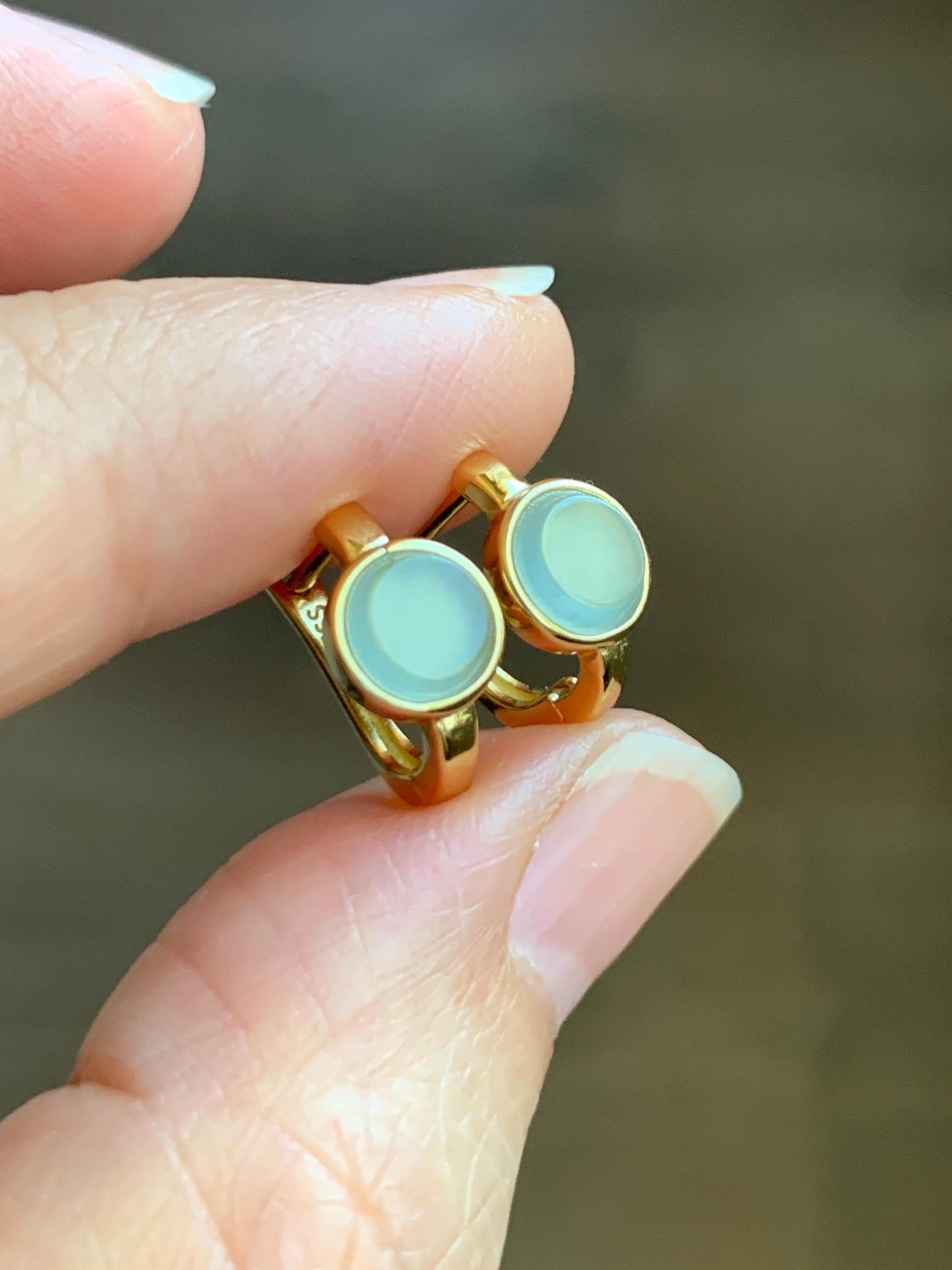Natural Guatemalan Grade A Icy Translucent Pastel Teal Jade Jadeite Hoop Huggie Earrings Sterling Silver Gold Overlay 天然冰危淡晴底翡翠银镶耳包 QWL140