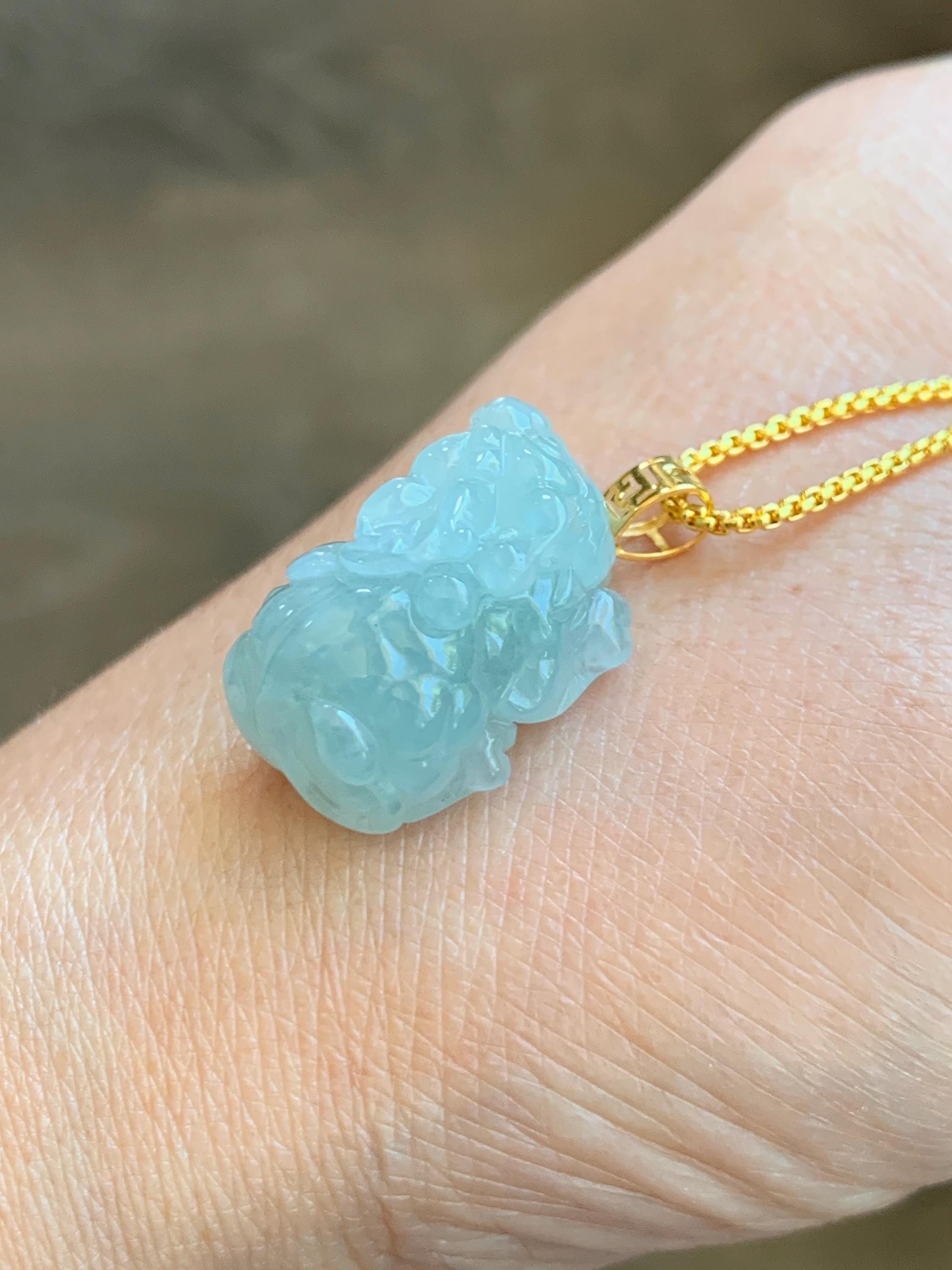 Natural Grade A Icy Translucent Gelatinous Pastel Blue Jade Jadeite Carved Pixiu Pendant 18K Yellow Gold 7g 天然老种冰胶淡蓝翡翠貔貅吊坠 MTL248G