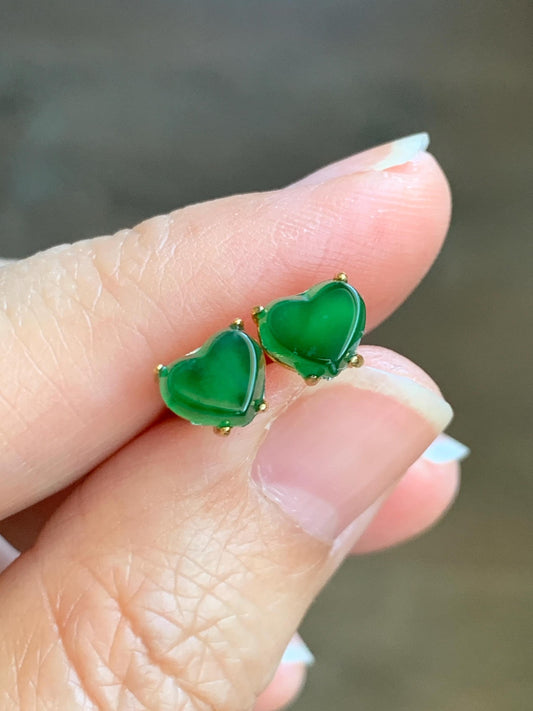 Natural Grade A Guatemalan Icy Translucent Vibrant Green Jade Jadeite Heart Stud Earrings Sterling Silver Gold Overlay 天然冰危绿翡翠爱心银耳钉 XLX88