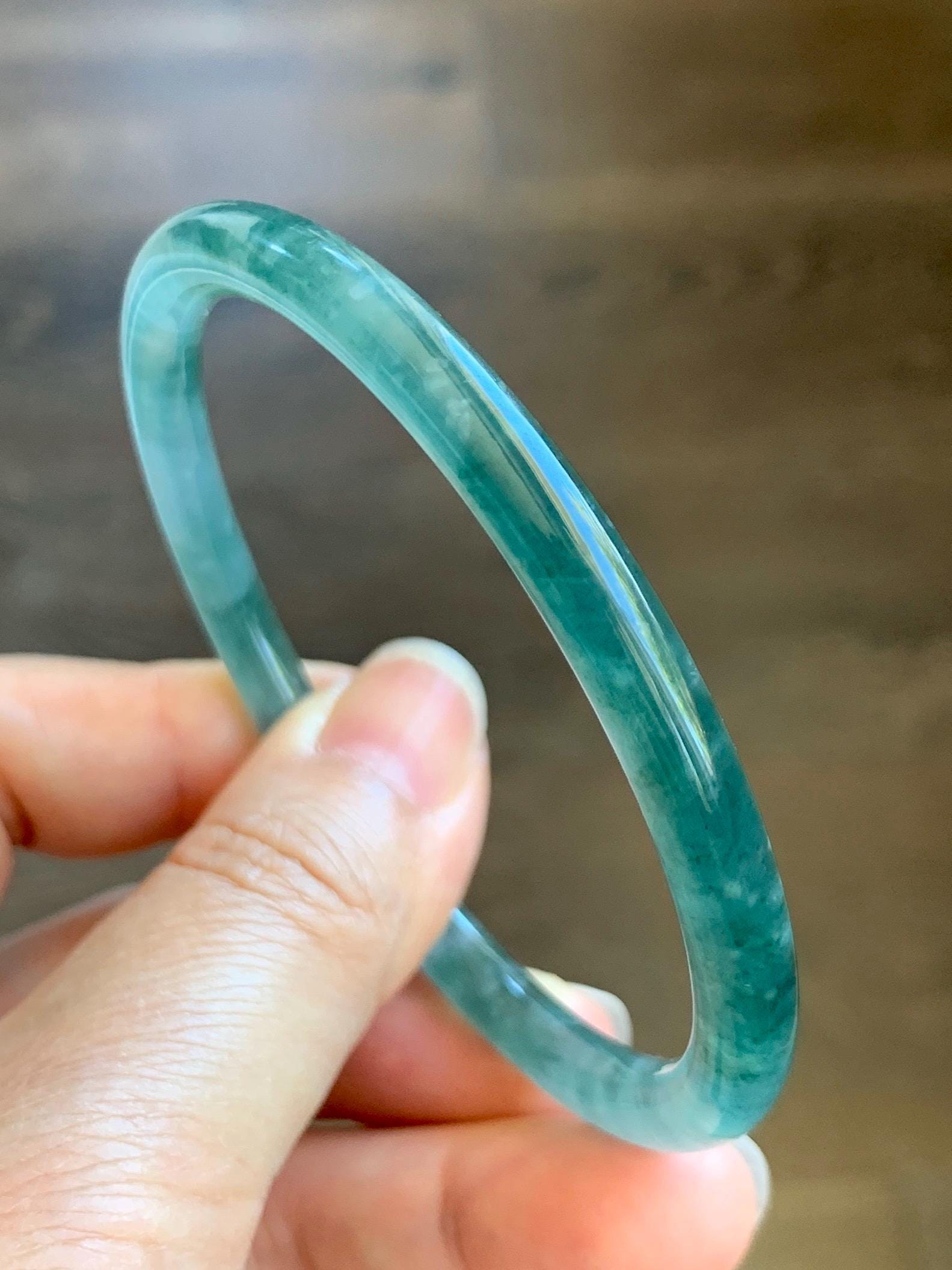 Certified Natural Grade A Guatemalan Icy Highly Translucent Light Green Jade Jadeite Slim Bangle 61.9mm 7.65” 22g 天然冰胶危晴绿翡翠细圆条手镯 8809