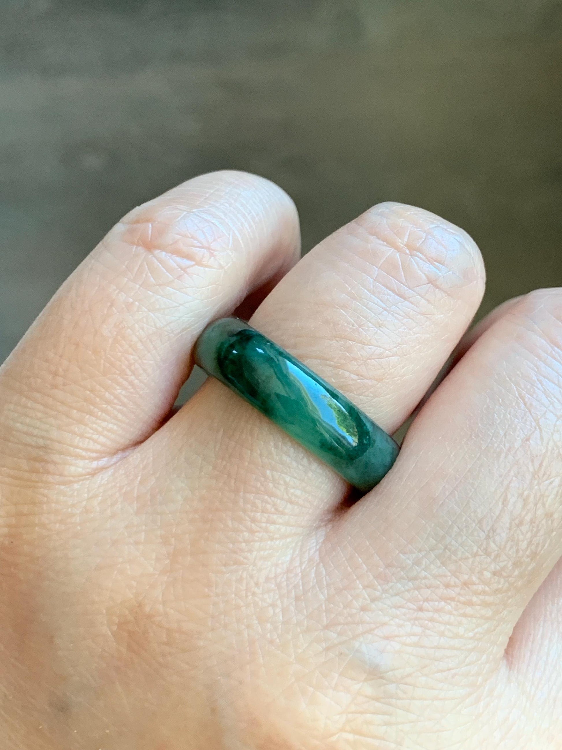 Certified Natural Grade A Icy Translucent Gelatinous Dark Green Marbled Jade Jadeite Band Ring Size 7.75 US 4g 天然冰胶绿飘花翡翠戒圈 8731