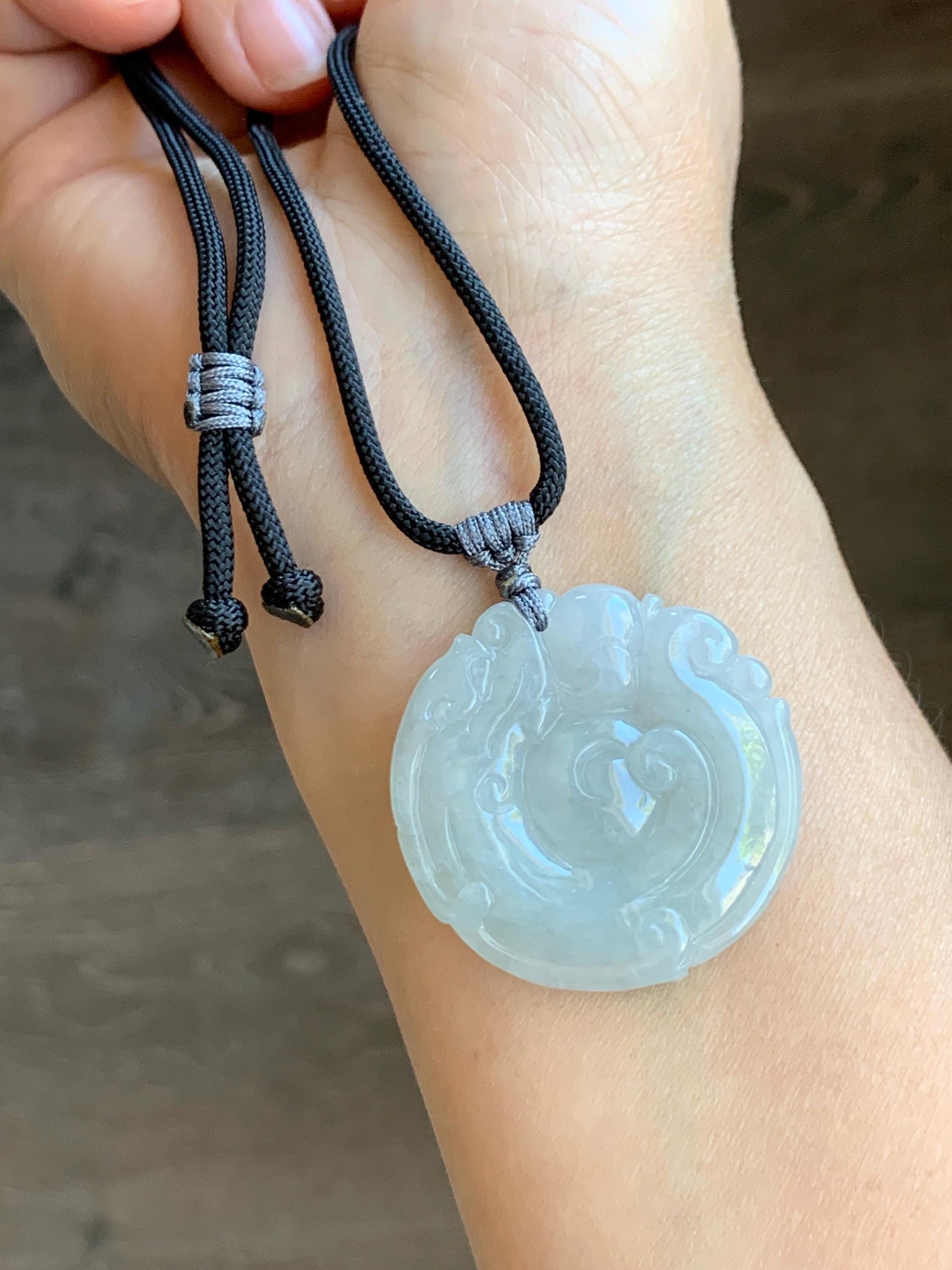 Natural Grade A Icy Translucent Pastel Smoky Gray Jade Jadeite Carved Dragon Donut Pendant Rope Necklace 26” 18g 天然冰烟灰色翡翠盘龙平安扣吊坠项链 PLK120