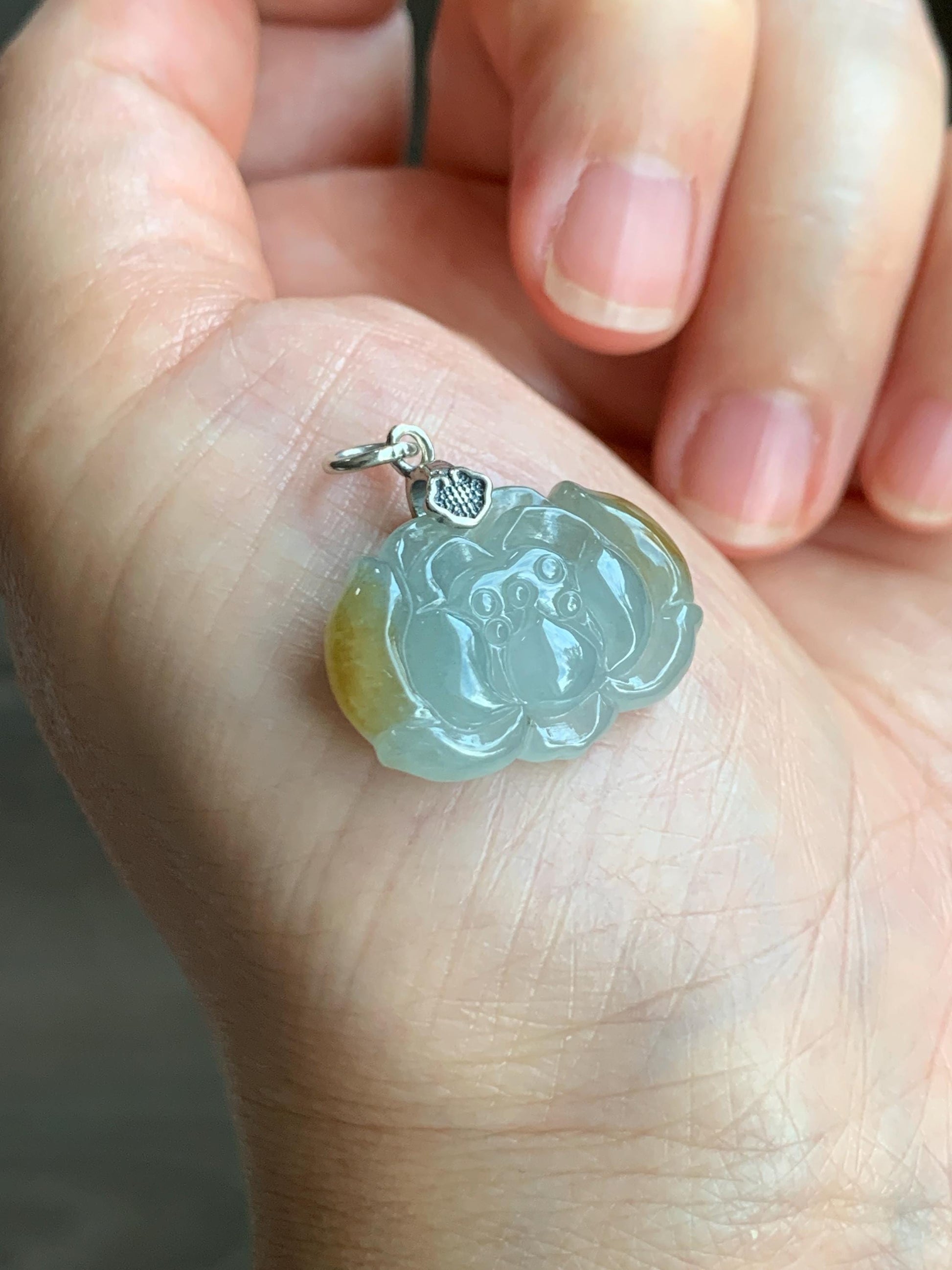 Natural Grade A Icy Translucent Yellow Marbled Jade Jadeite Carved Lotus Flower Pendant Sterling Silver 5g 天然冰胶淡蓝底飘黄翡翠莲花吊坠 MPH80