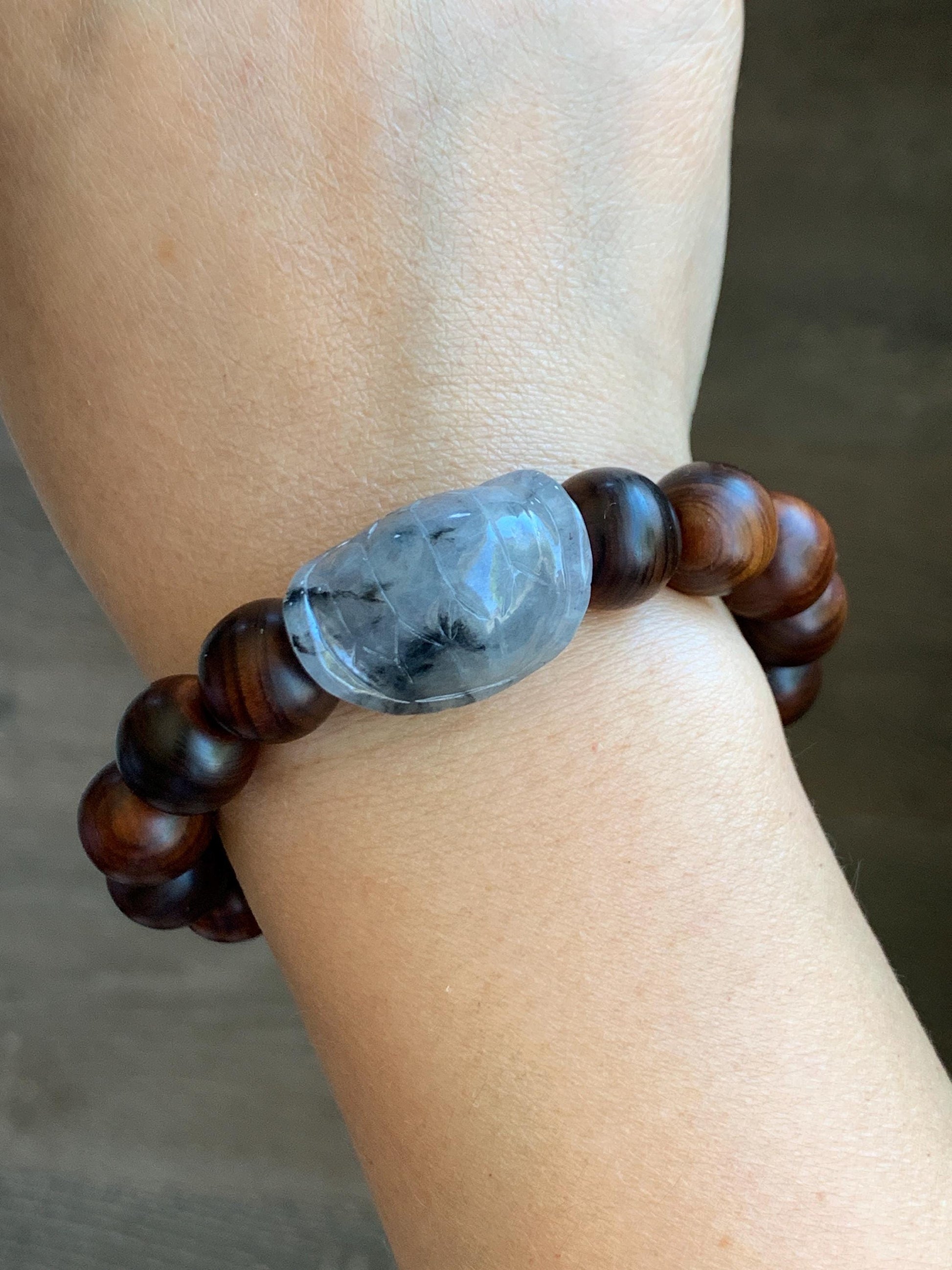 Natural Grade A Icy Translucent Wuji Jade Jadeite Carved Turtle Shell Wood Beads Beaded Bracelet 7.25” 22g 天然冰胶乌鸡翡翠龟壳富甲天下木珠手串 FJZ-B